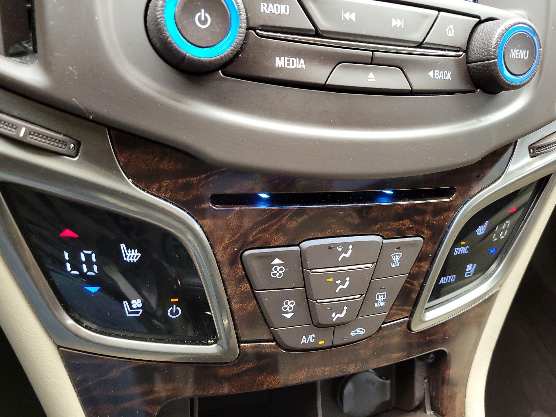 Thumbnail: 2015 Buick LaCrosse - 17