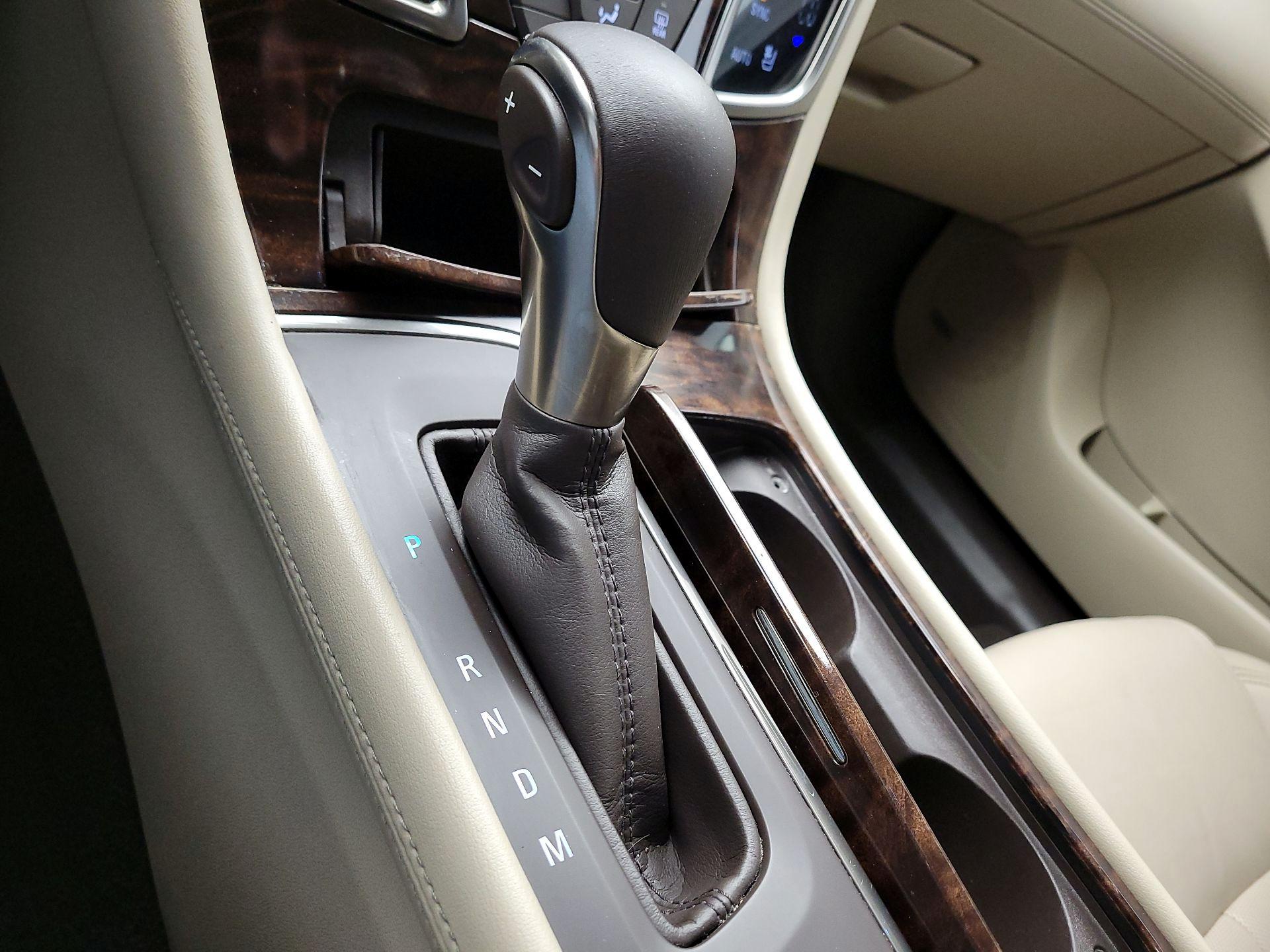 Thumbnail: 2015 Buick LaCrosse - 18