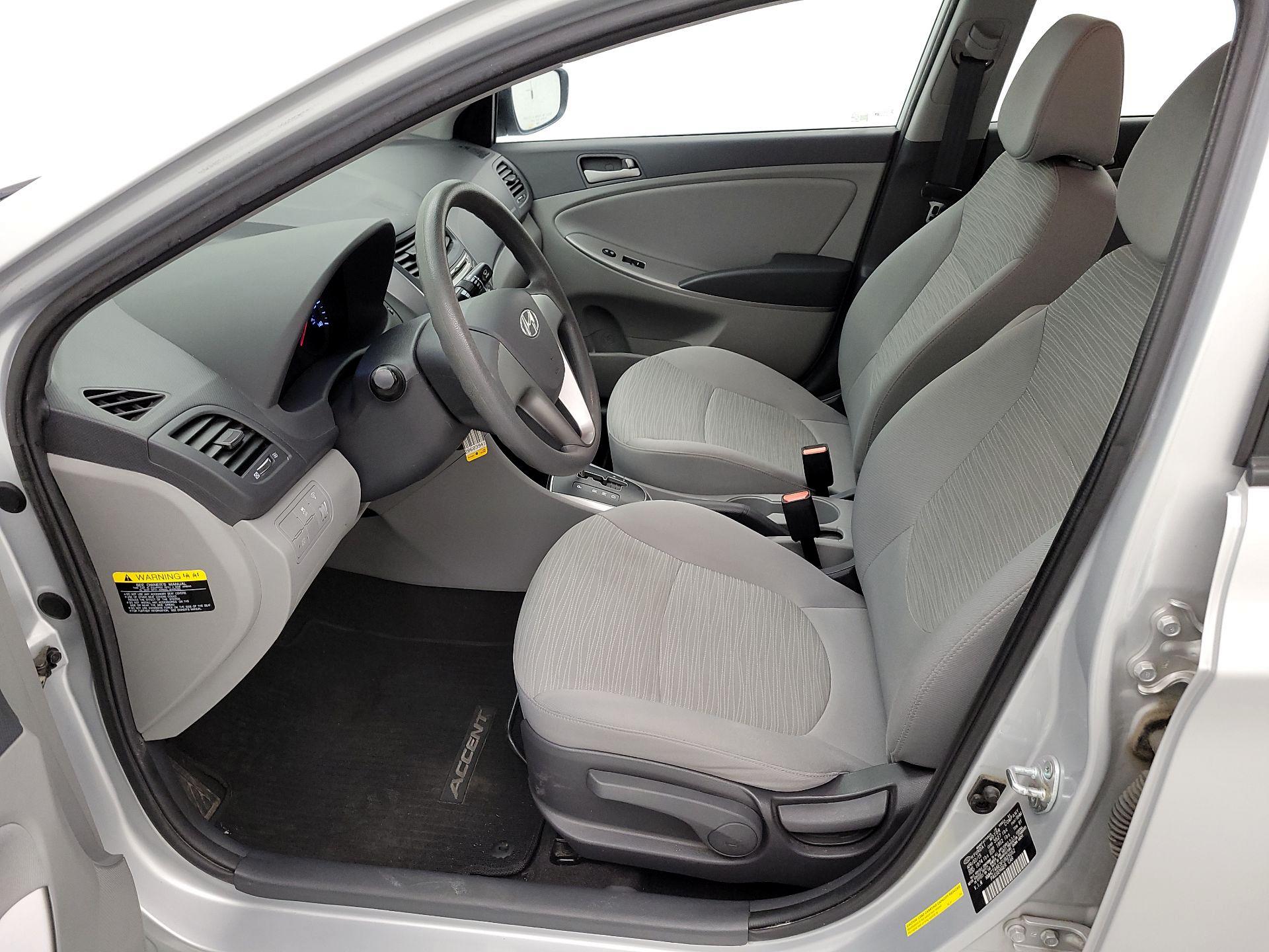 Thumbnail: 2015 Hyundai Accent - 11