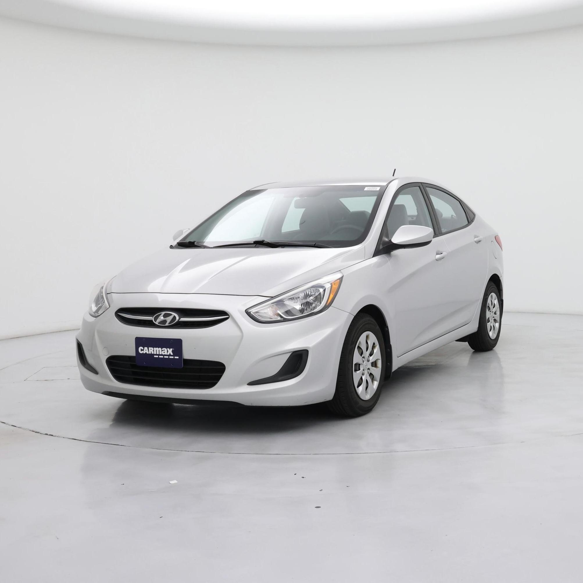 Thumbnail: 2015 Hyundai Accent - 4