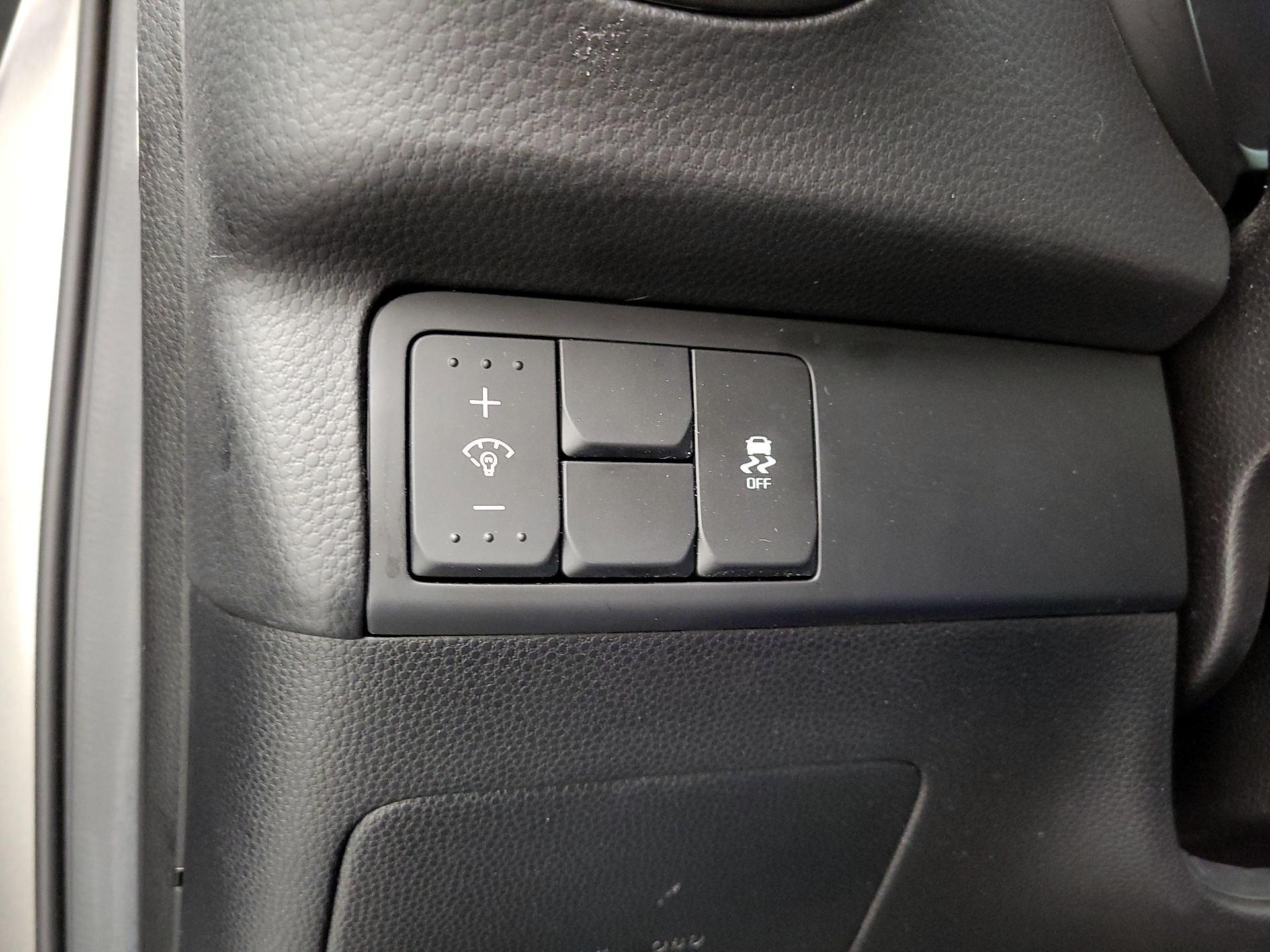 Thumbnail: 2018 Kia Soul - 13