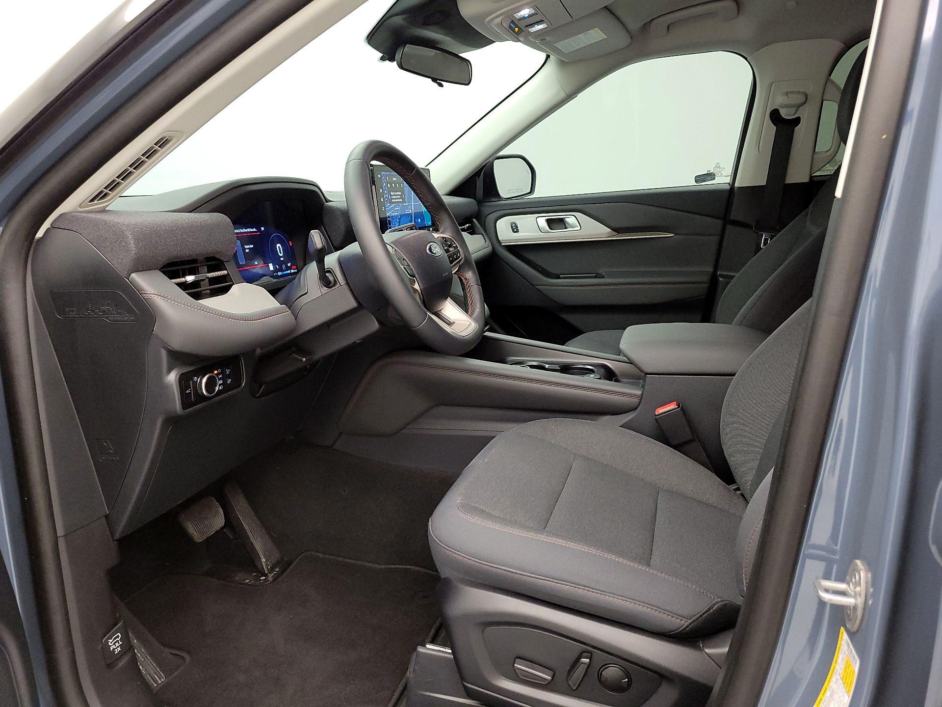 Thumbnail: 2025 Ford Explorer - 11