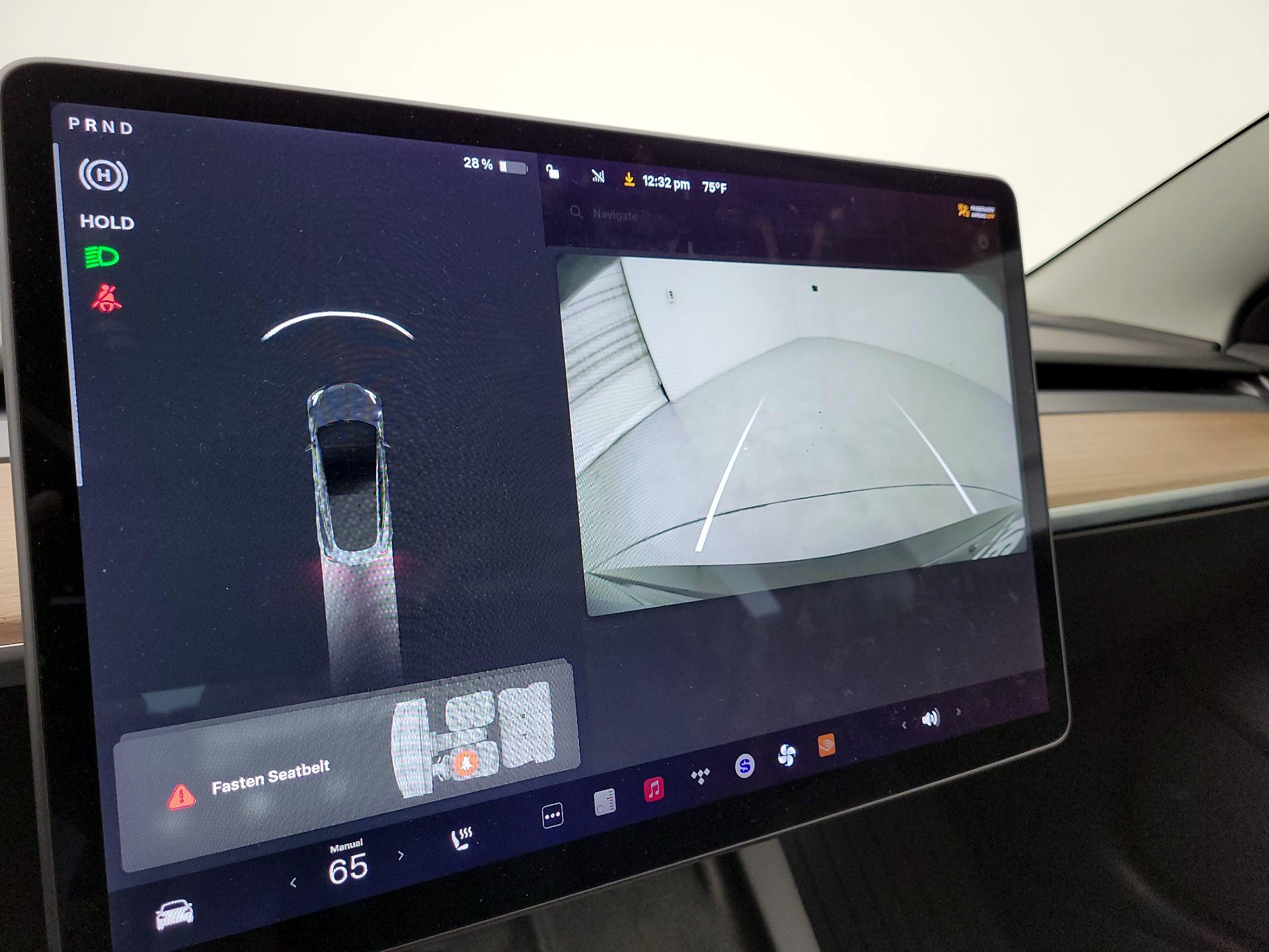 Thumbnail: 2022 Tesla Model 3 - 14