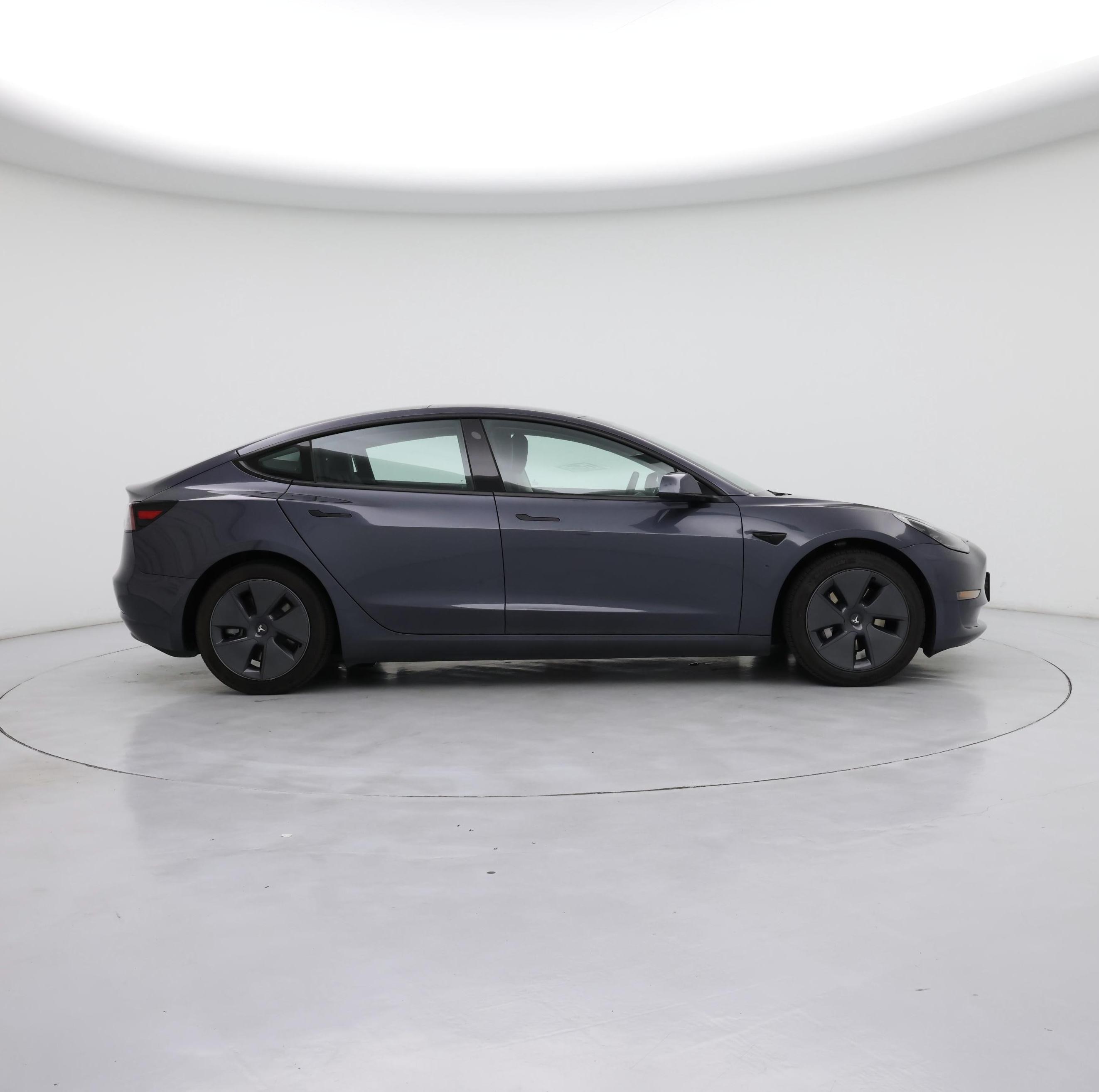 Thumbnail: 2022 Tesla Model 3 - 7