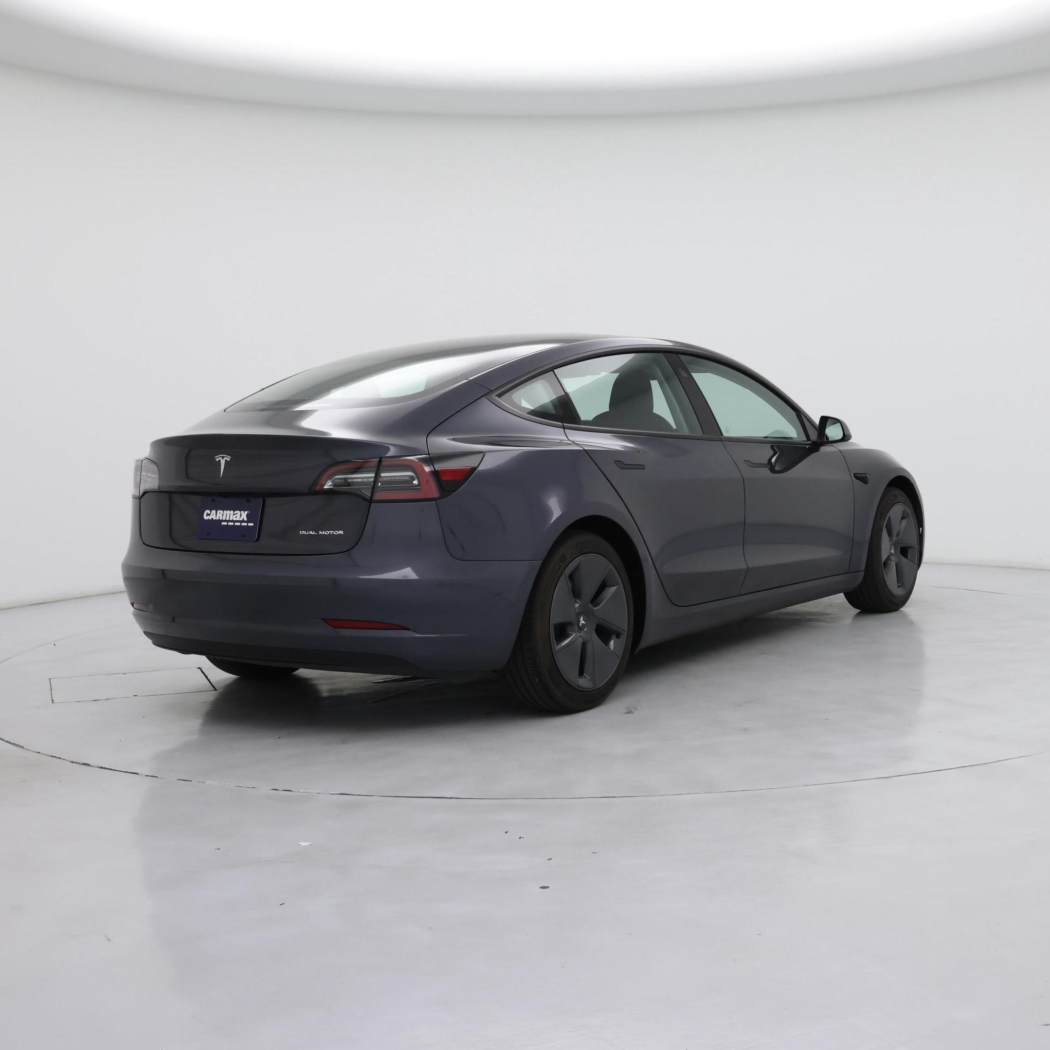 Thumbnail: 2022 Tesla Model 3 - 8