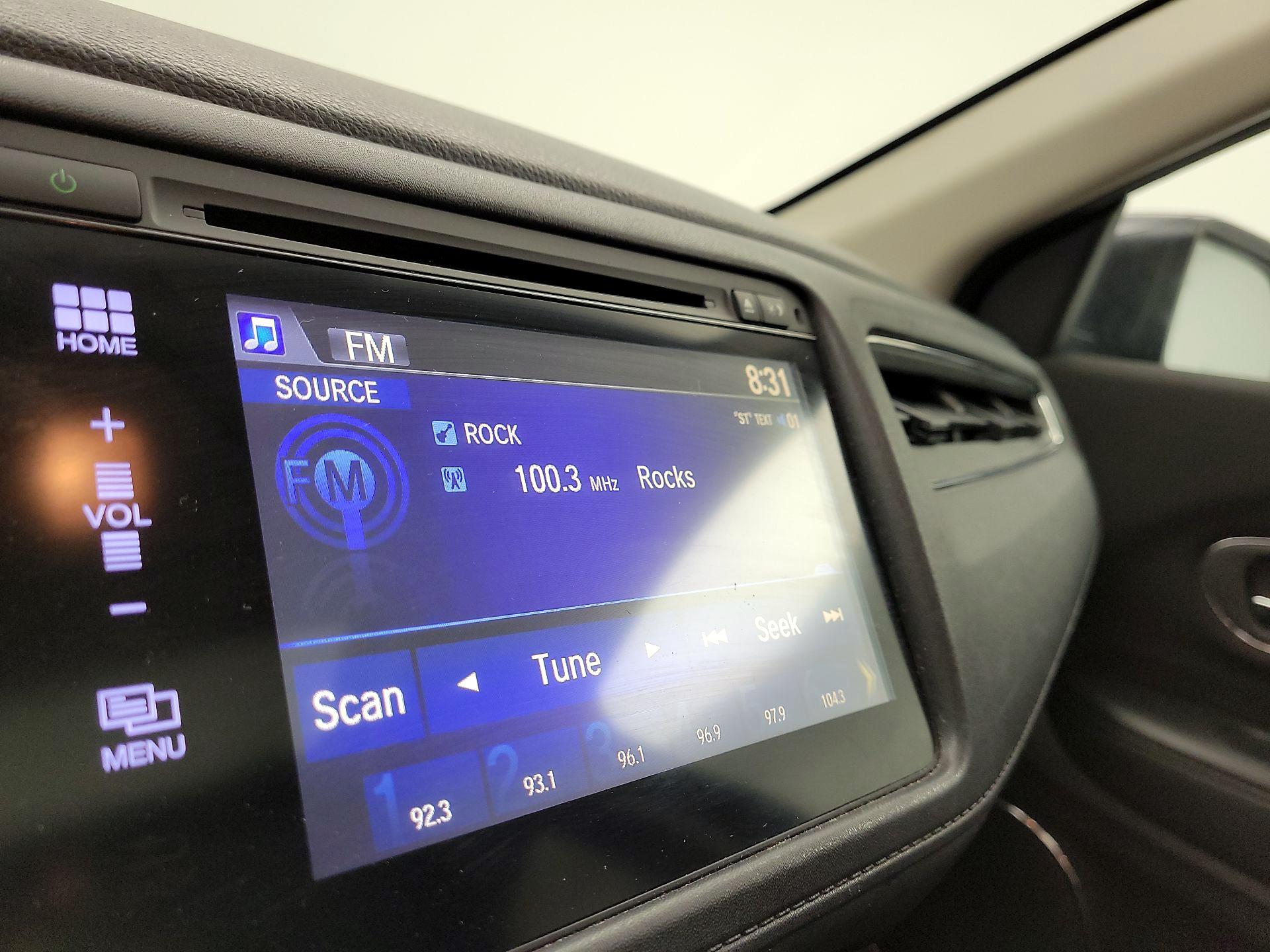 Thumbnail: 2016 Honda HR-V - 15