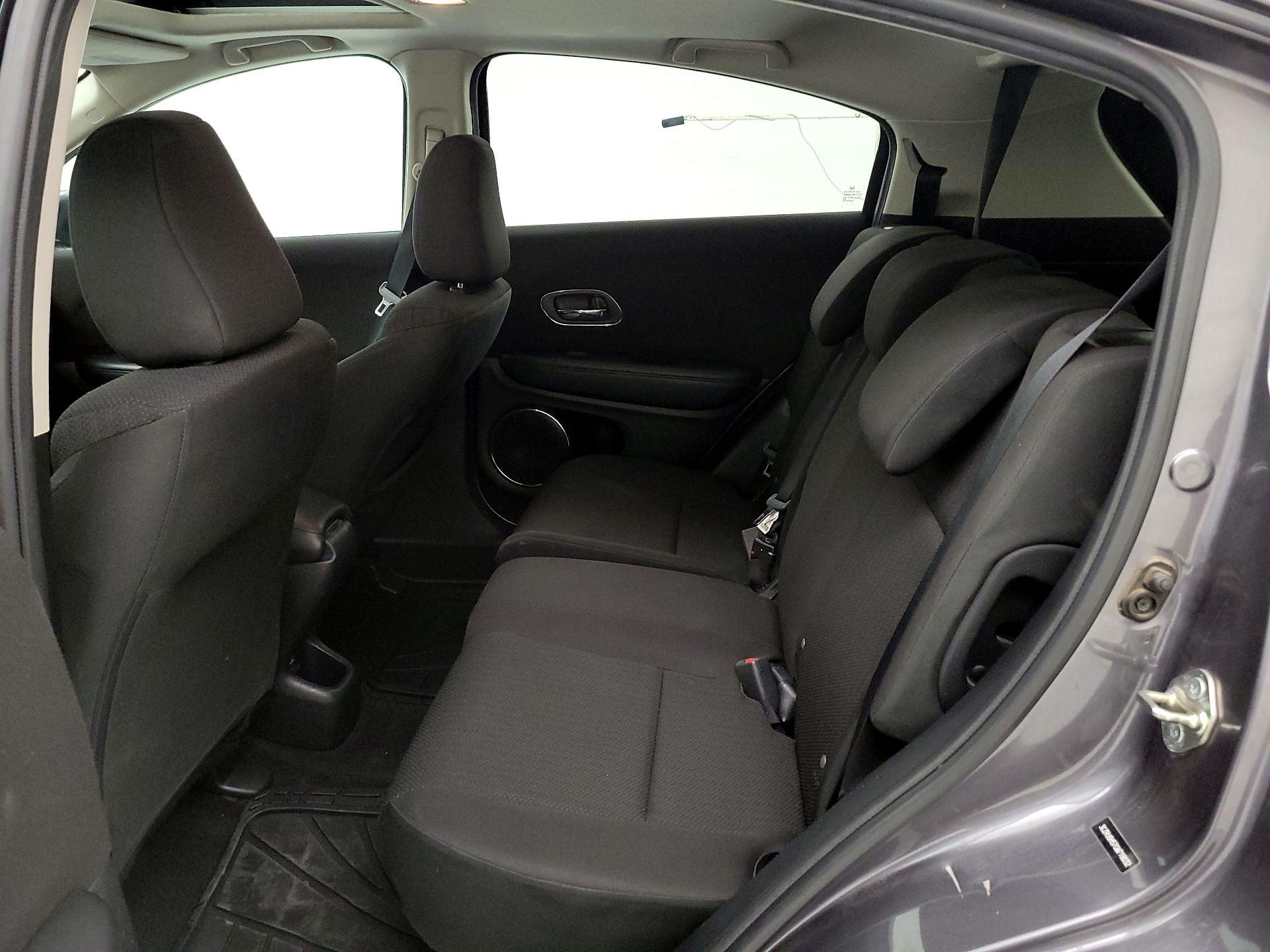 Thumbnail: 2016 Honda HR-V - 20