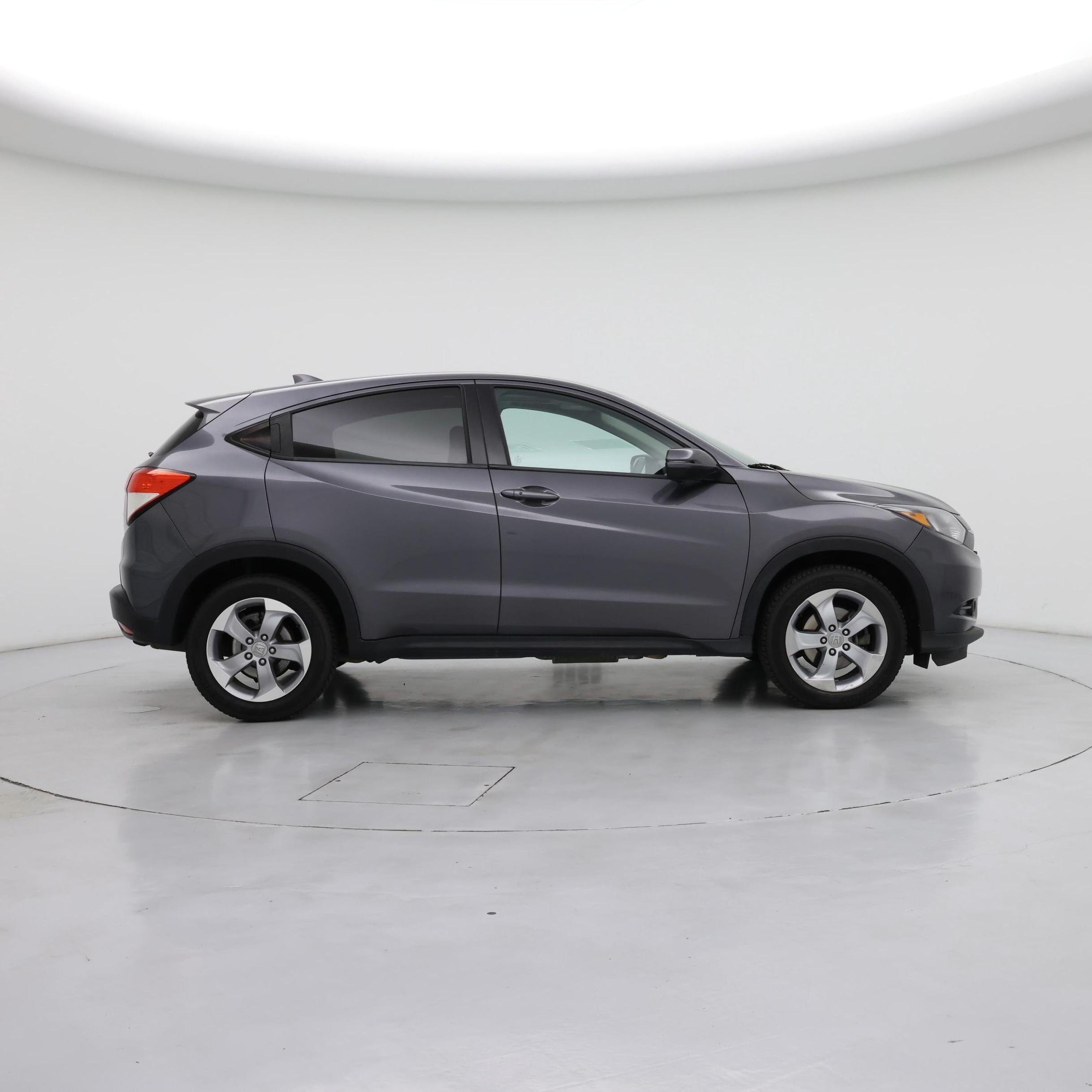 Thumbnail: 2016 Honda HR-V - 7