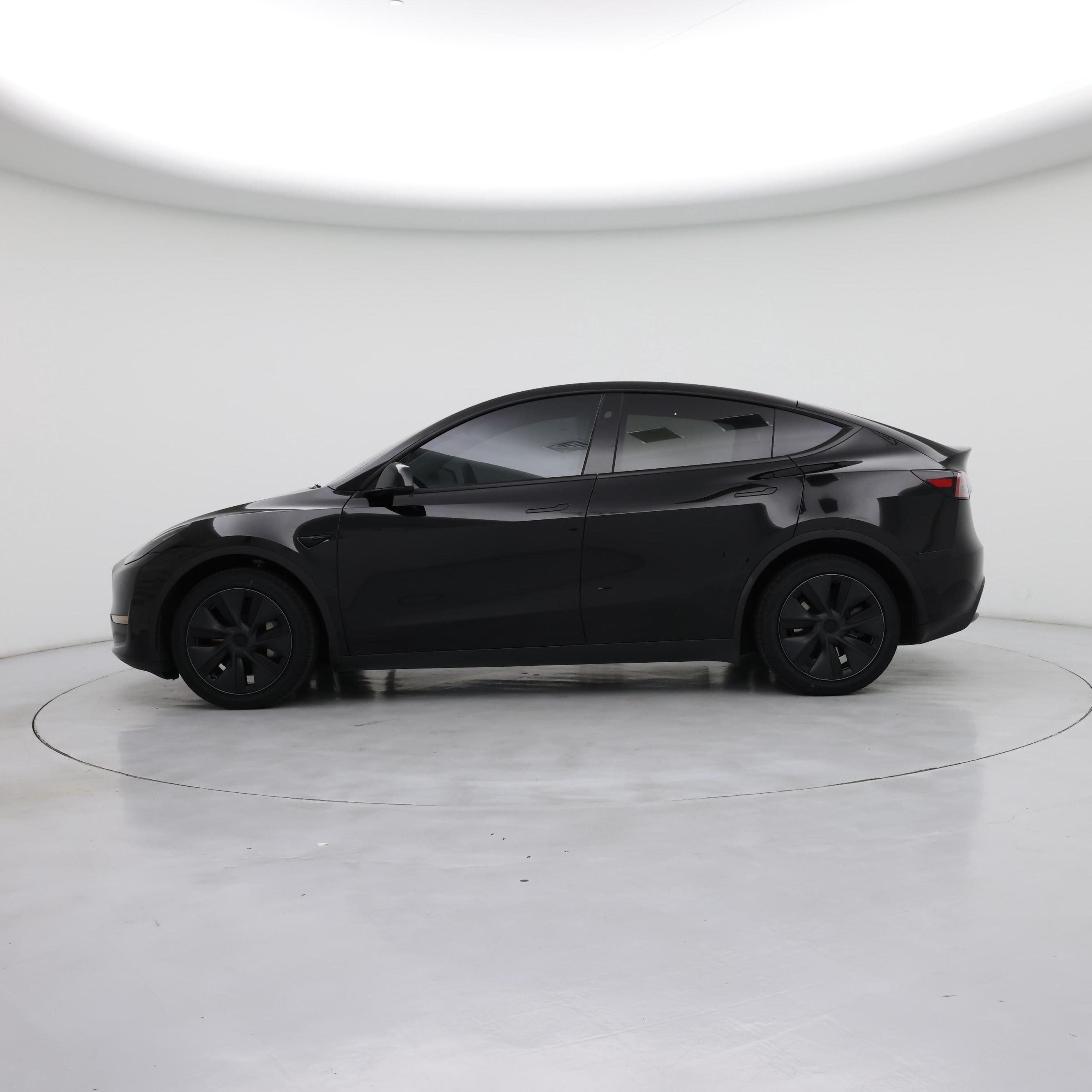 Thumbnail: 2024 Tesla Model Y - 3