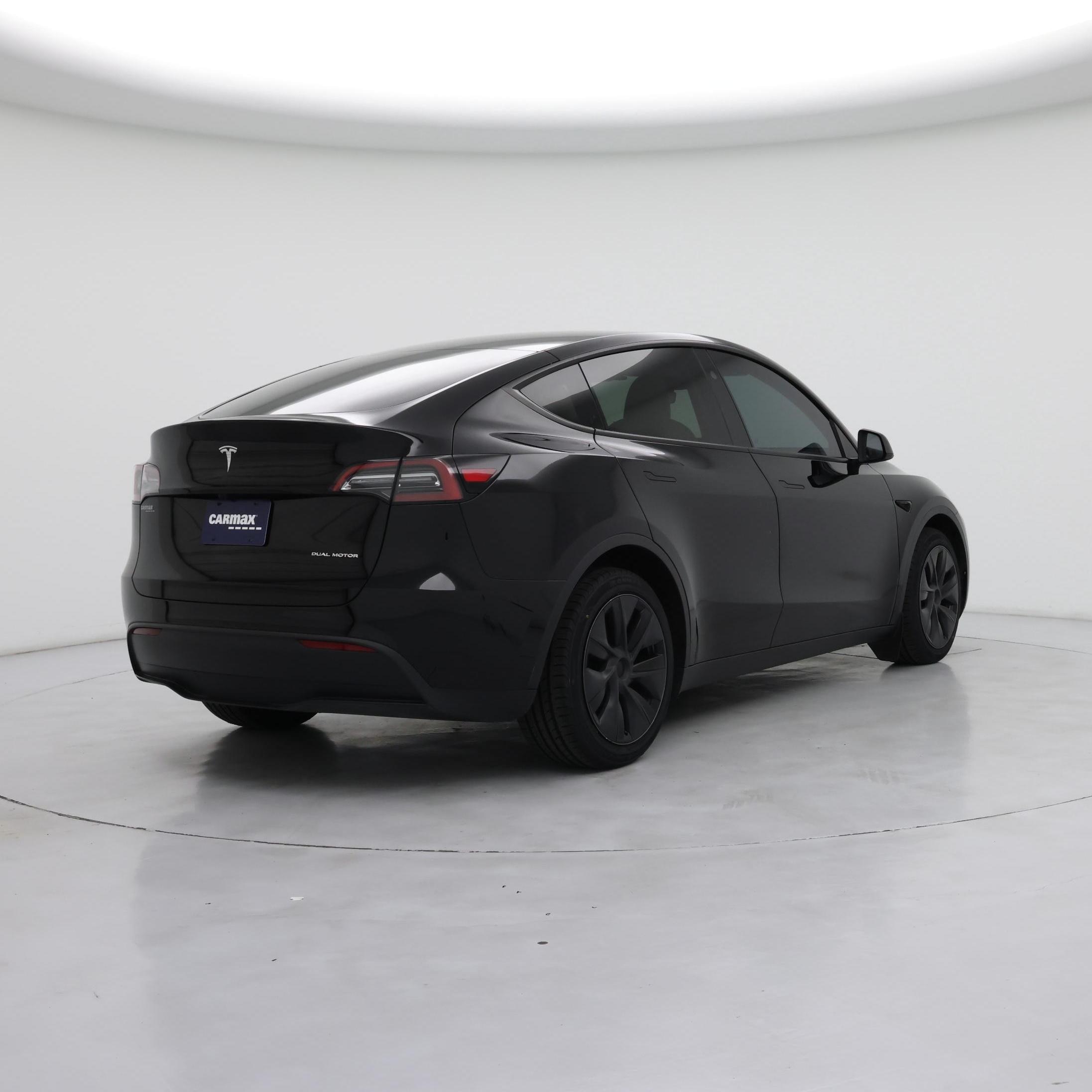 Thumbnail: 2024 Tesla Model Y - 8