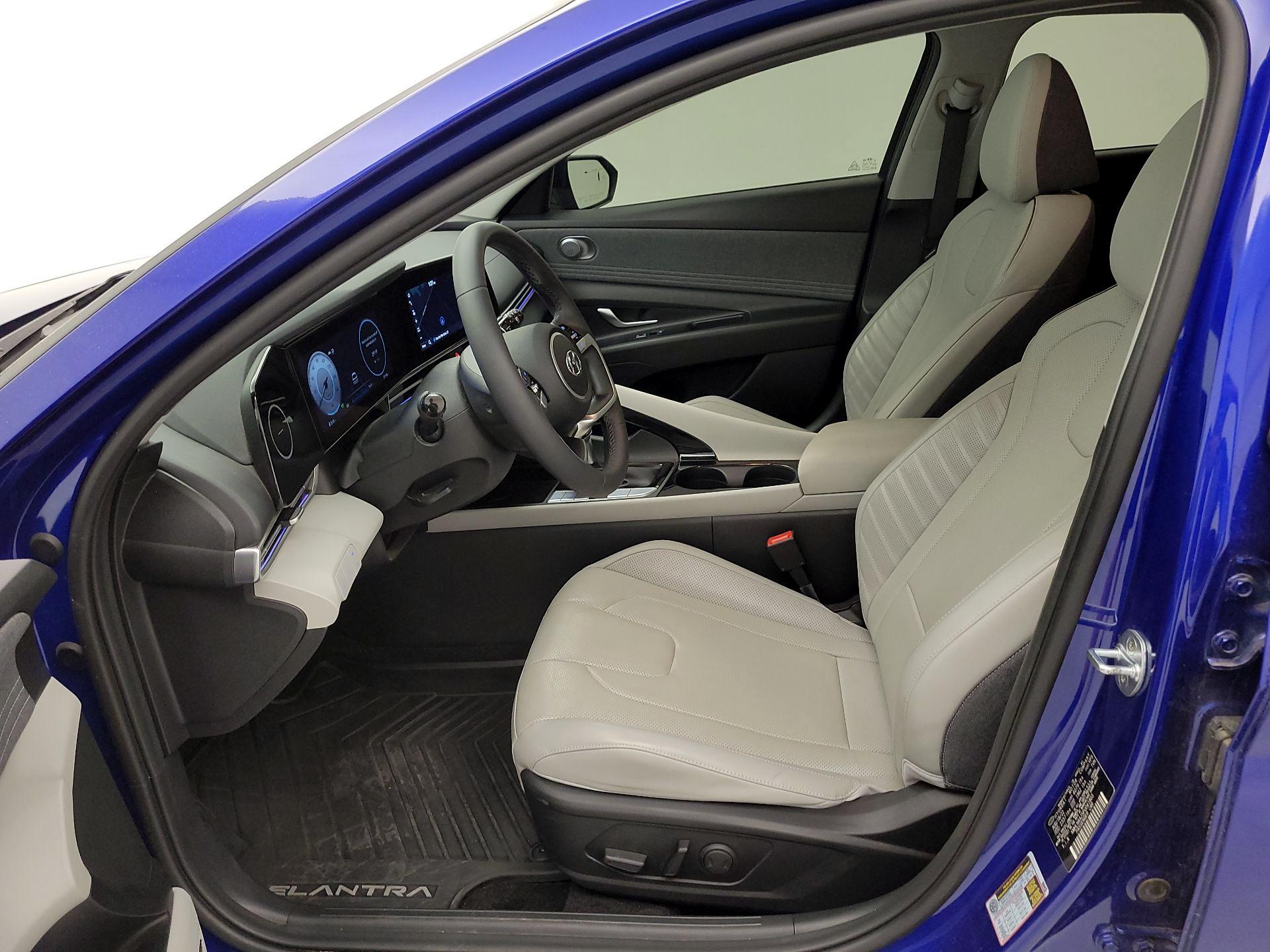 Thumbnail: 2023 Hyundai Elantra - 11