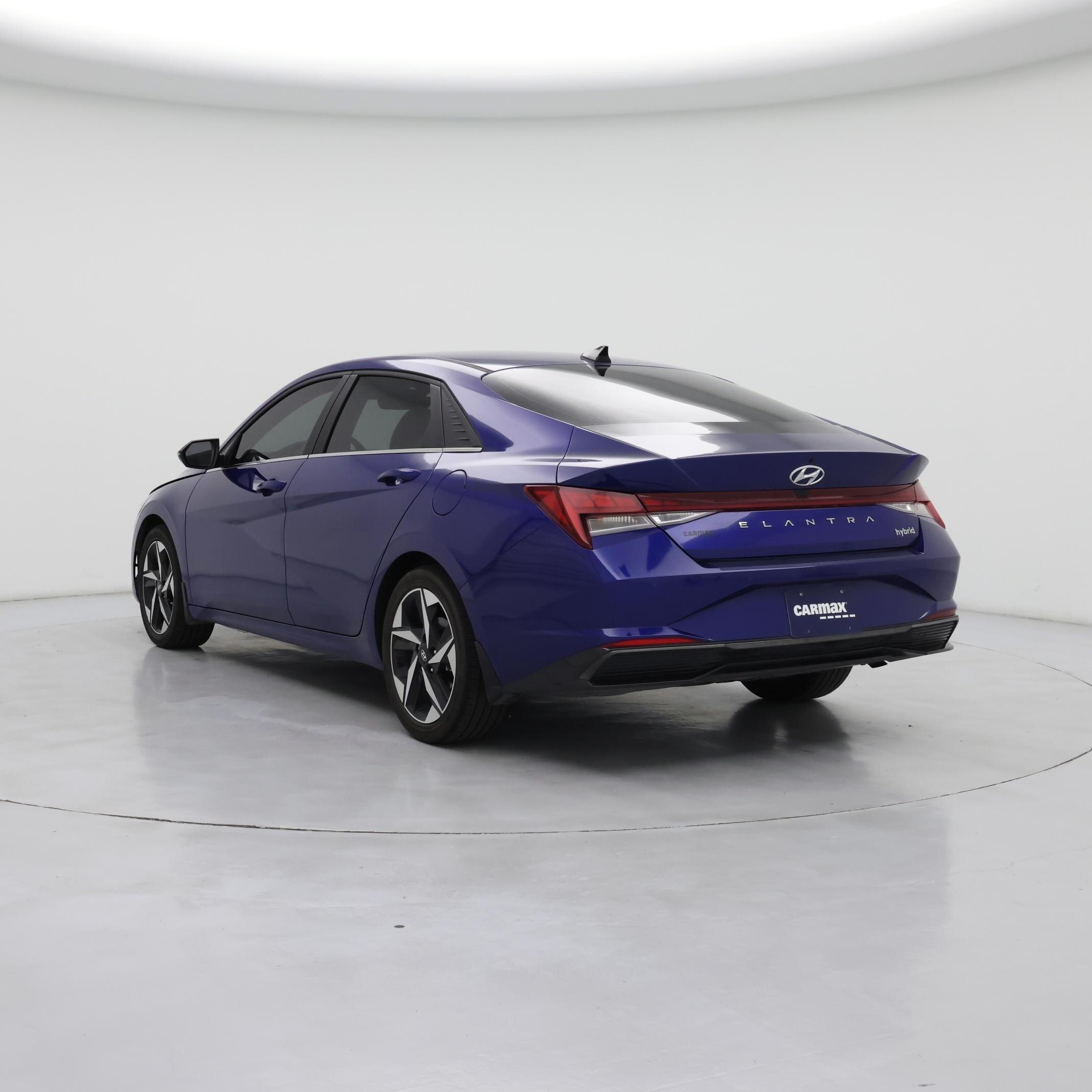 Thumbnail: 2023 Hyundai Elantra - 2