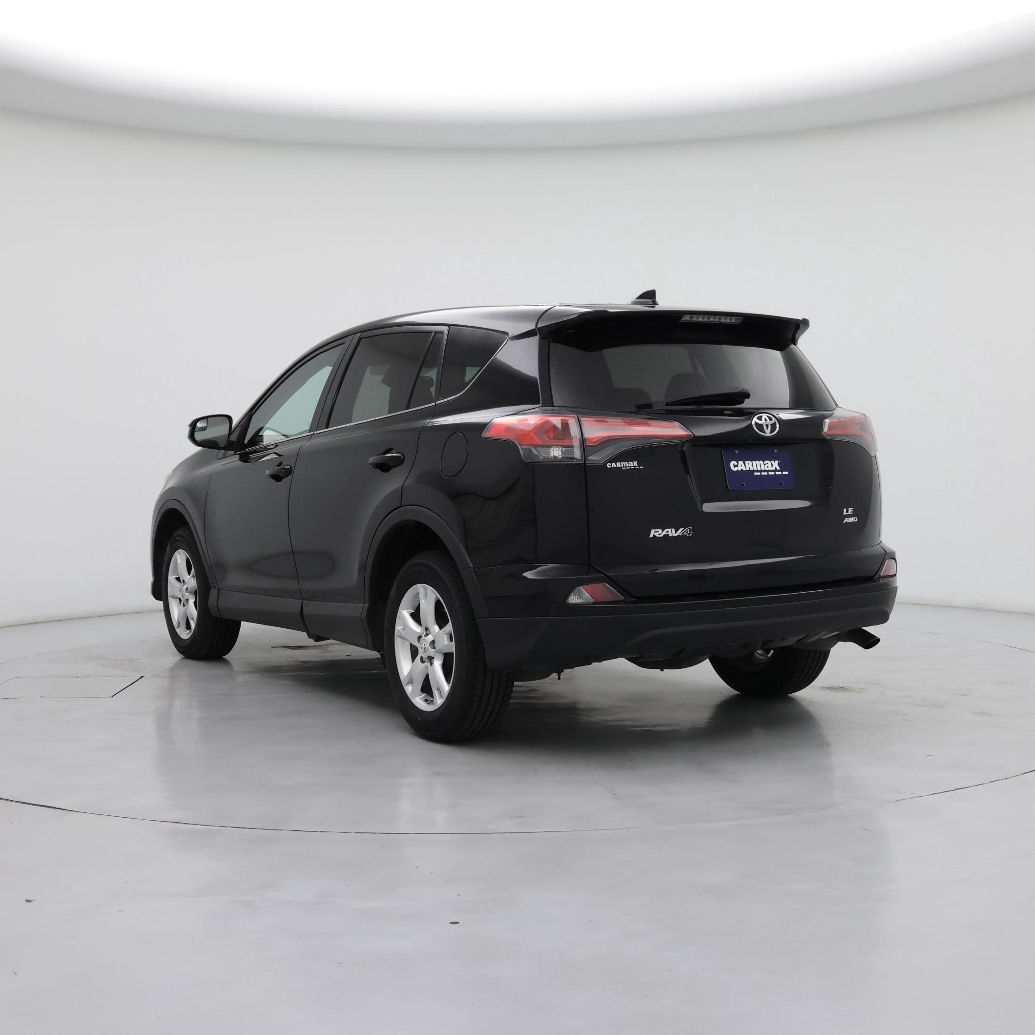 Thumbnail: 2018 Toyota RAV4 - 2
