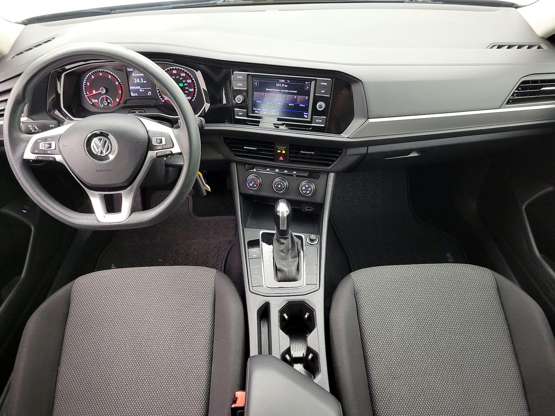 Thumbnail: 2019 Volkswagen Jetta - 9
