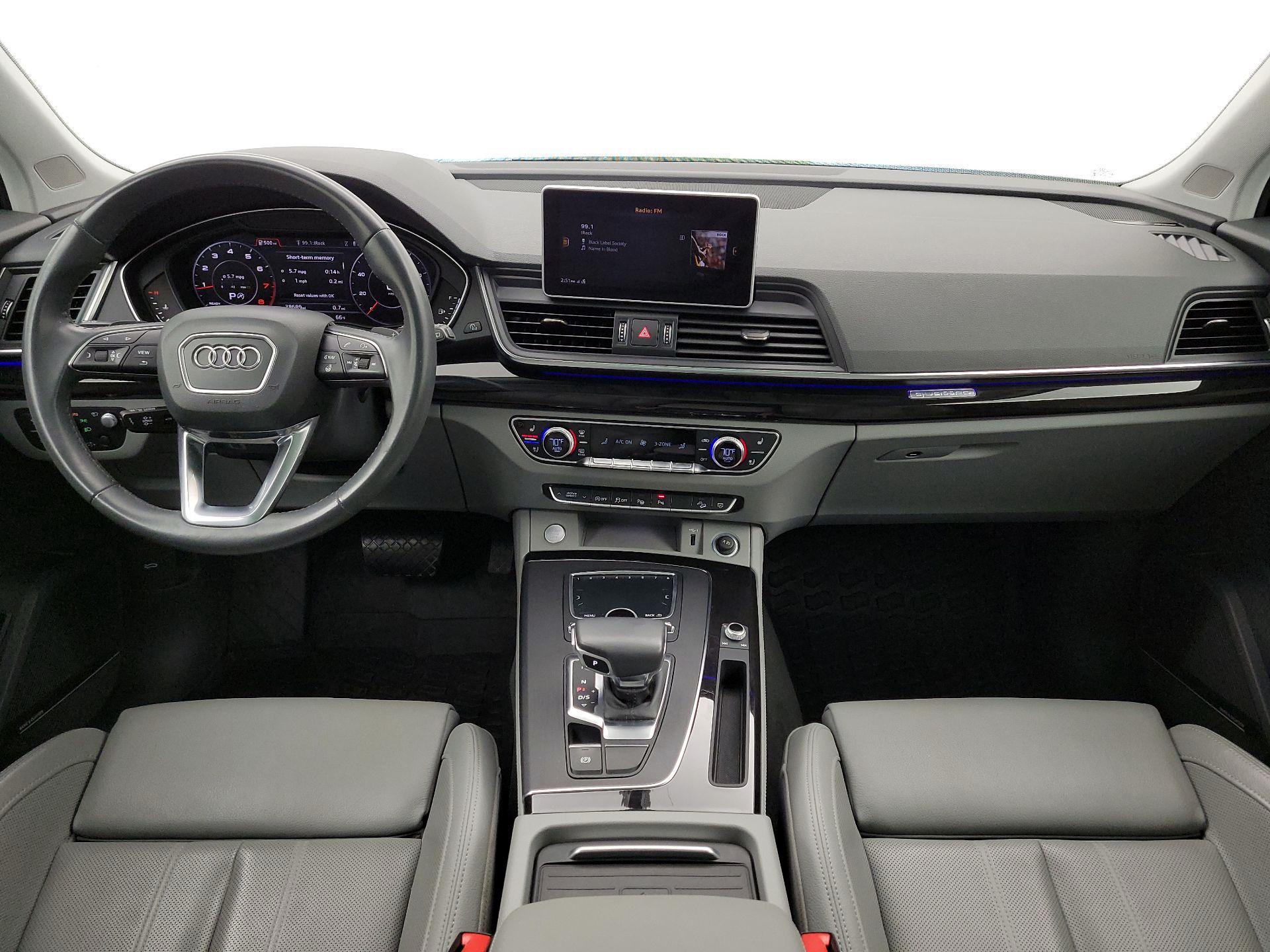 Thumbnail: 2020 Audi Q5 - 9