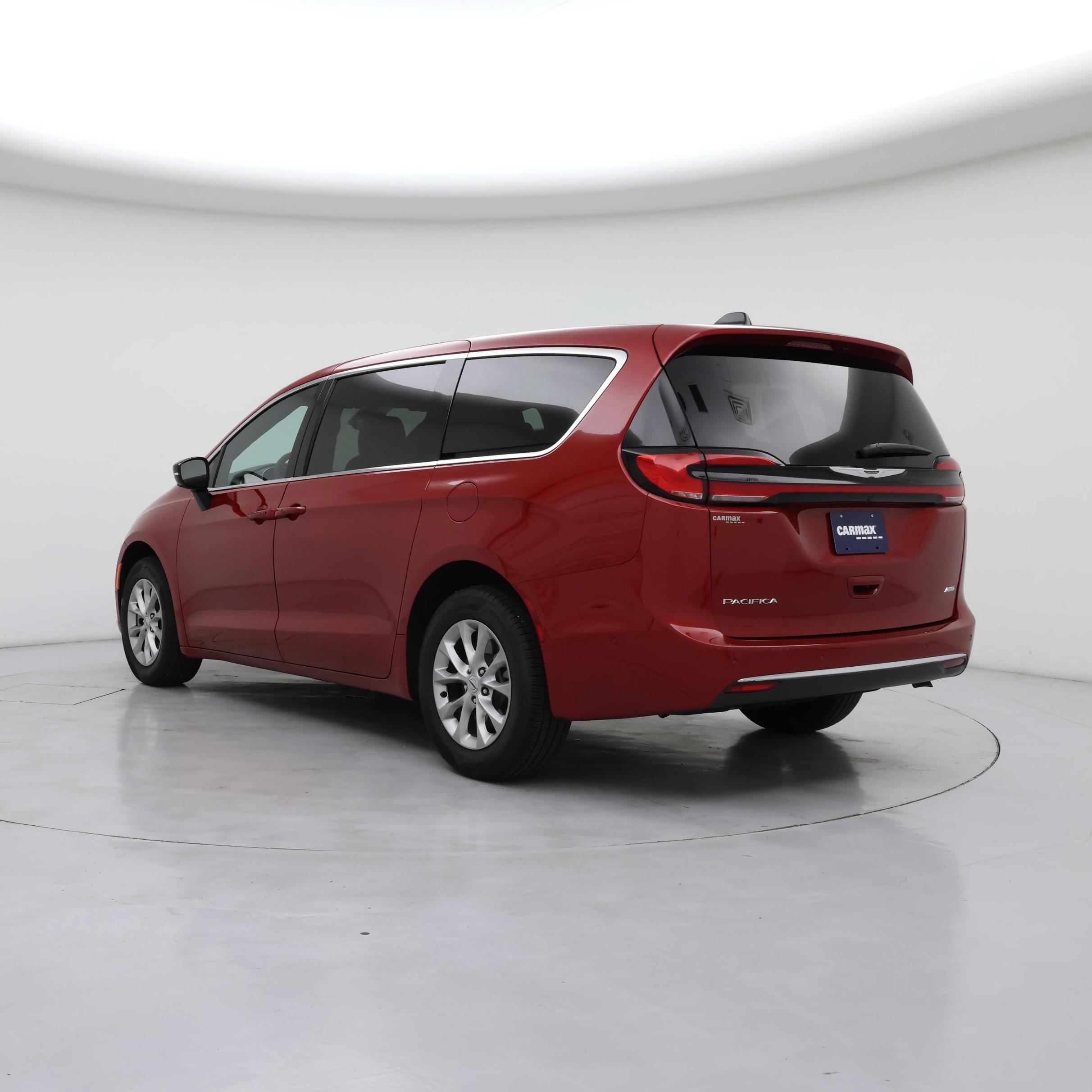 Thumbnail: 2025 Chrysler Pacifica - 2