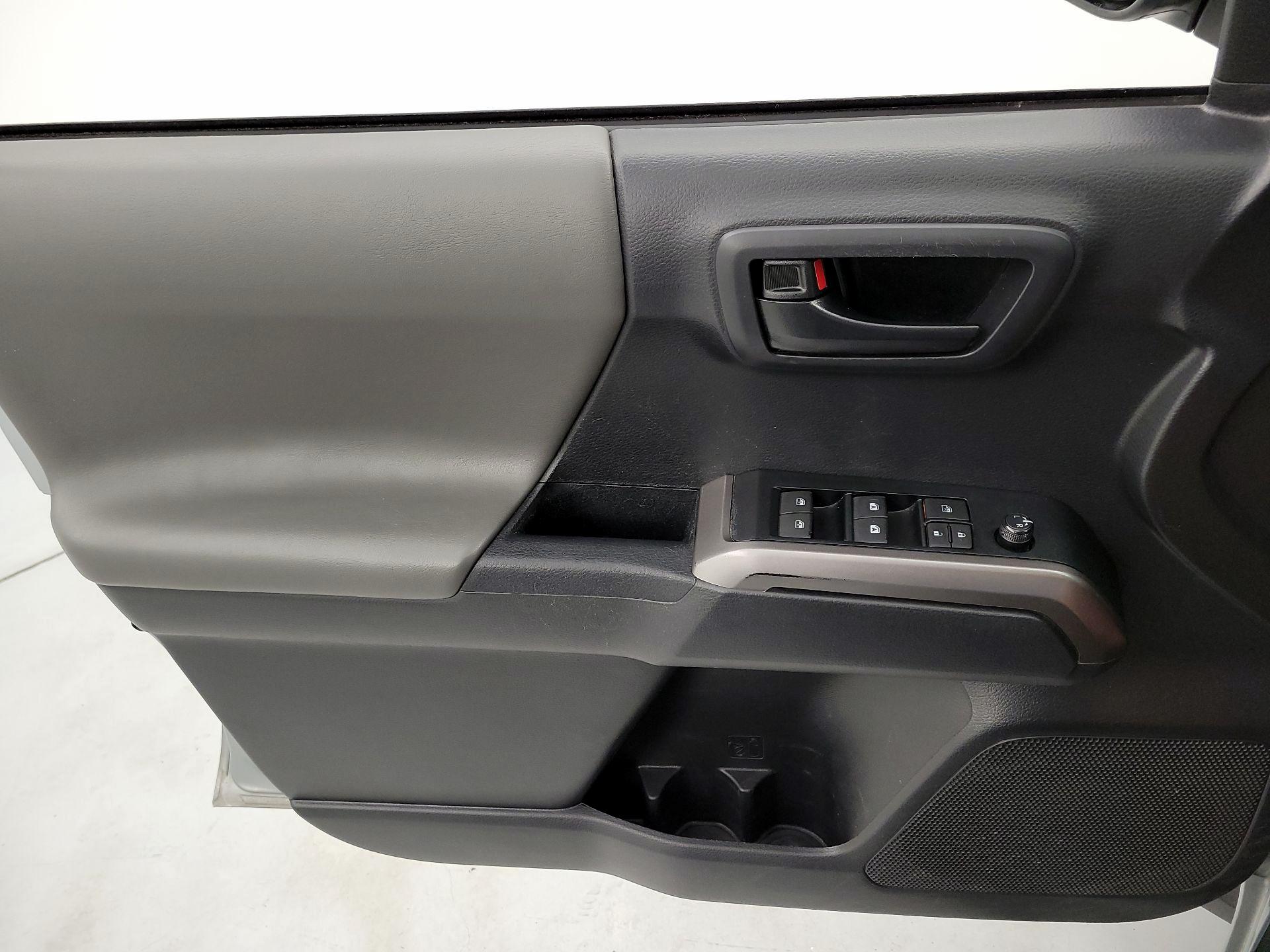 Thumbnail: 2023 Toyota Tacoma - 12