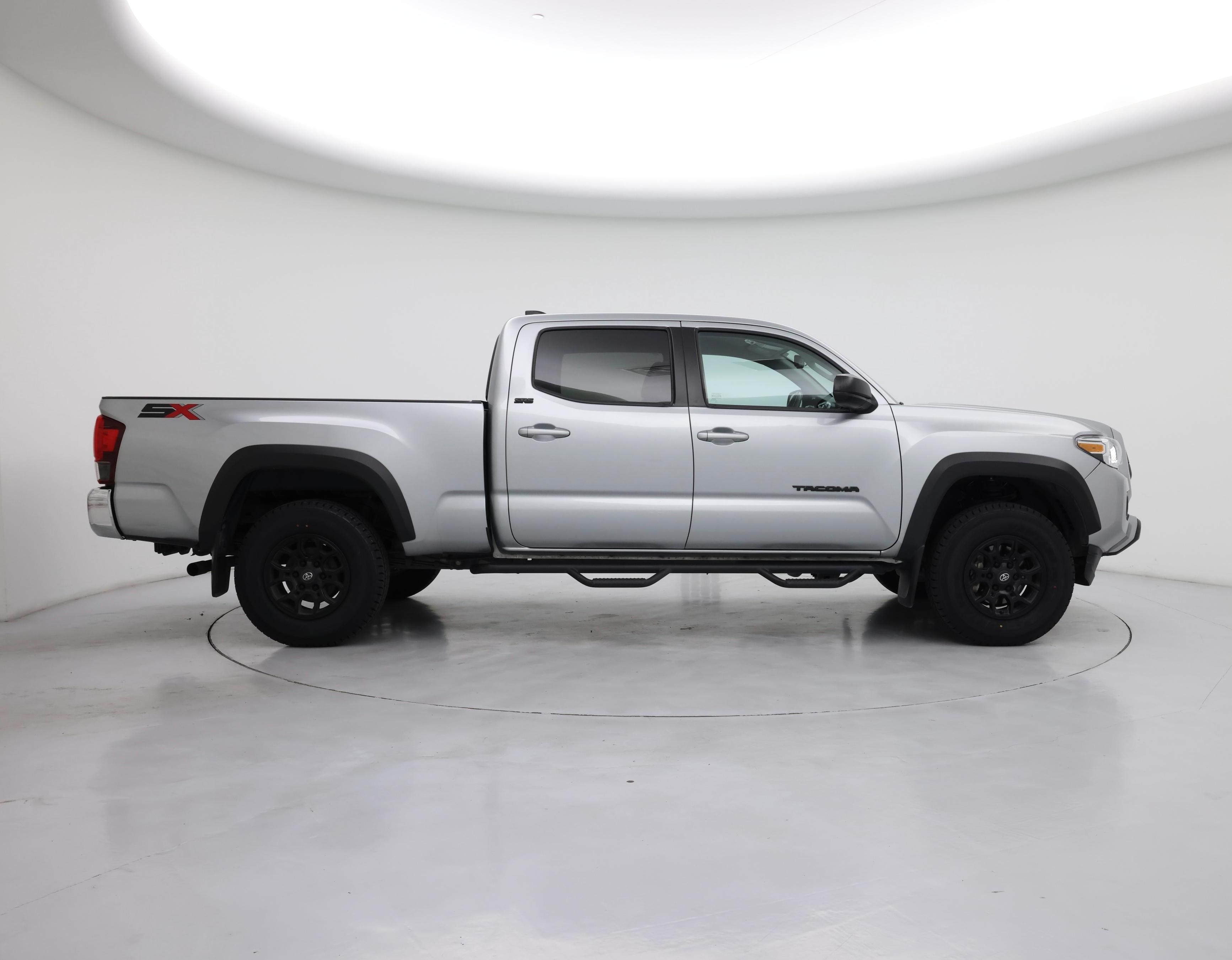 Thumbnail: 2023 Toyota Tacoma - 7
