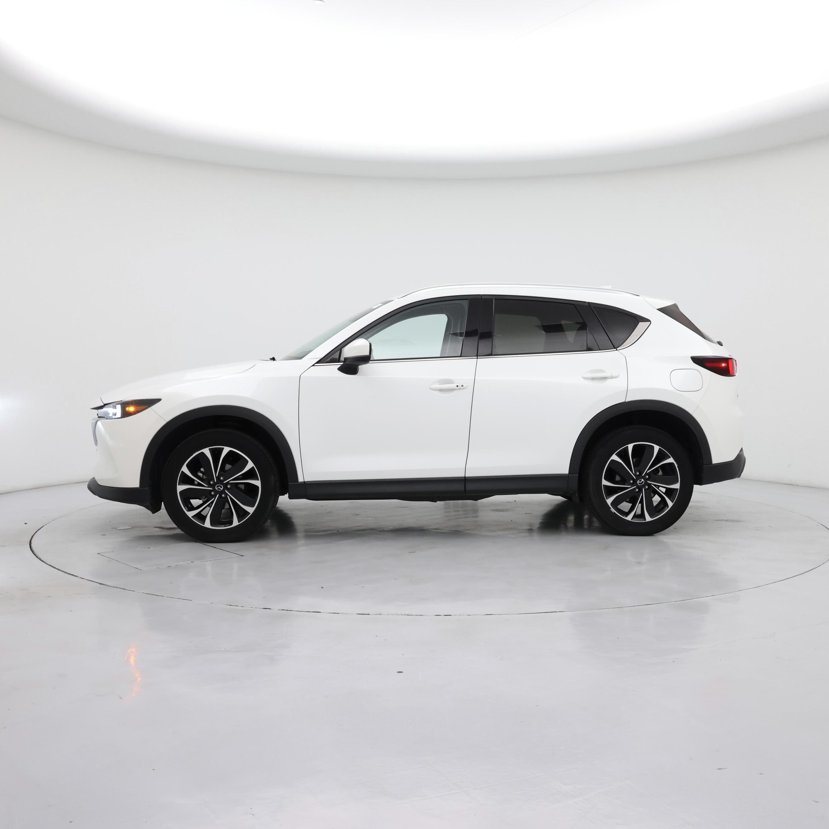 Thumbnail: 2022 Mazda CX-5 - 3