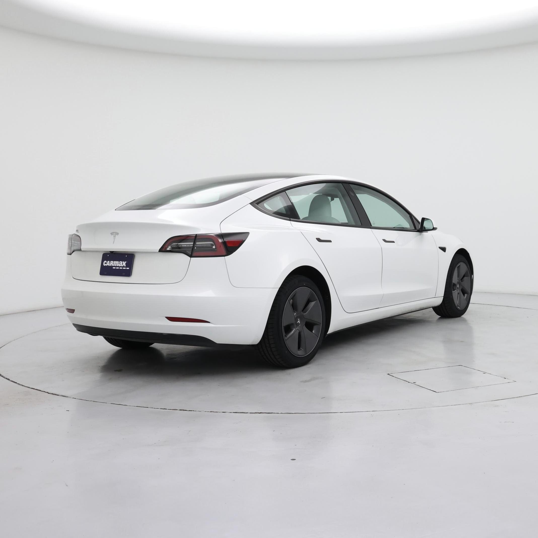 Thumbnail: 2023 Tesla Model 3 - 8