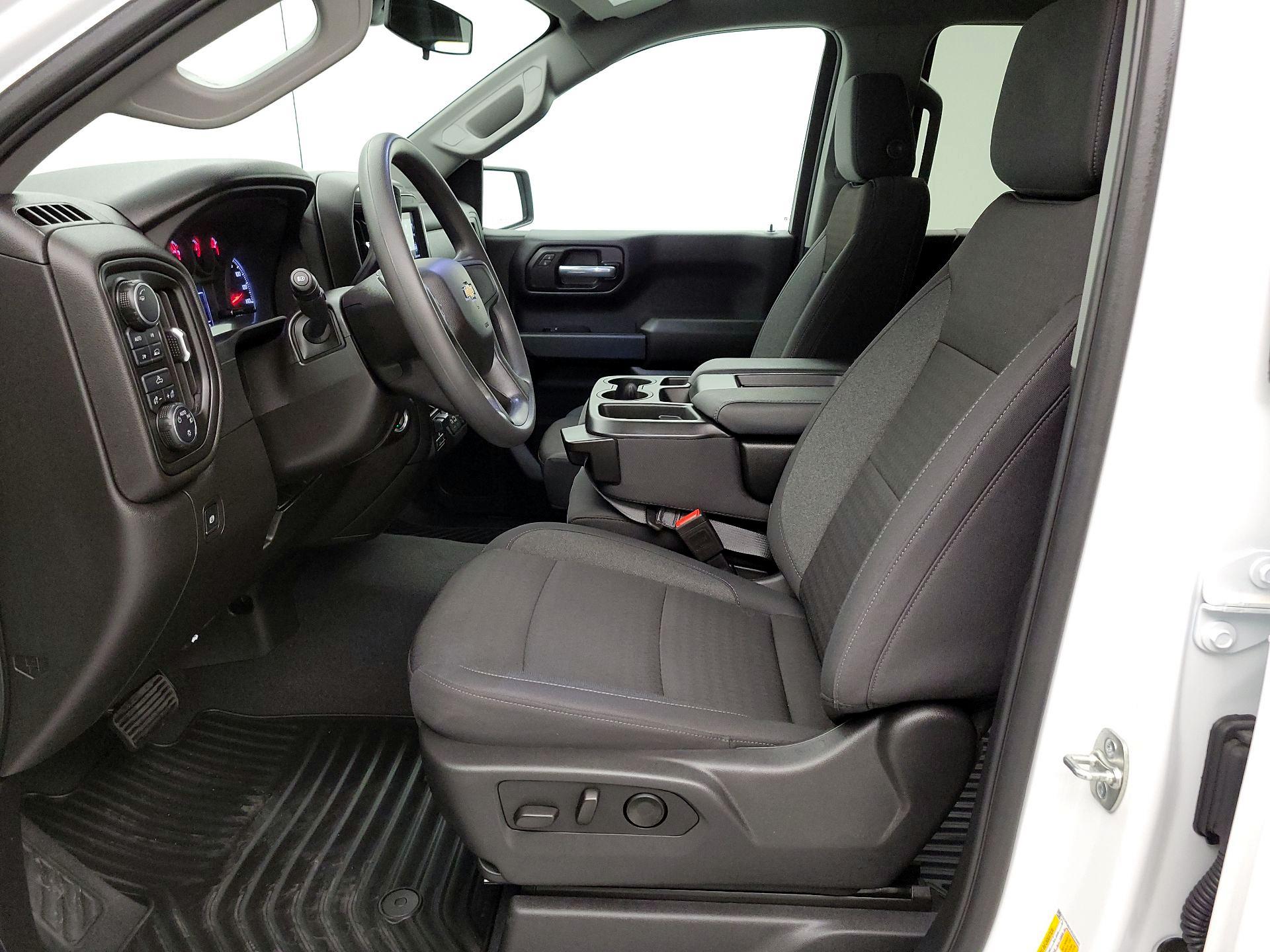 Thumbnail: 2025 Chevrolet Silverado 1500 - 11