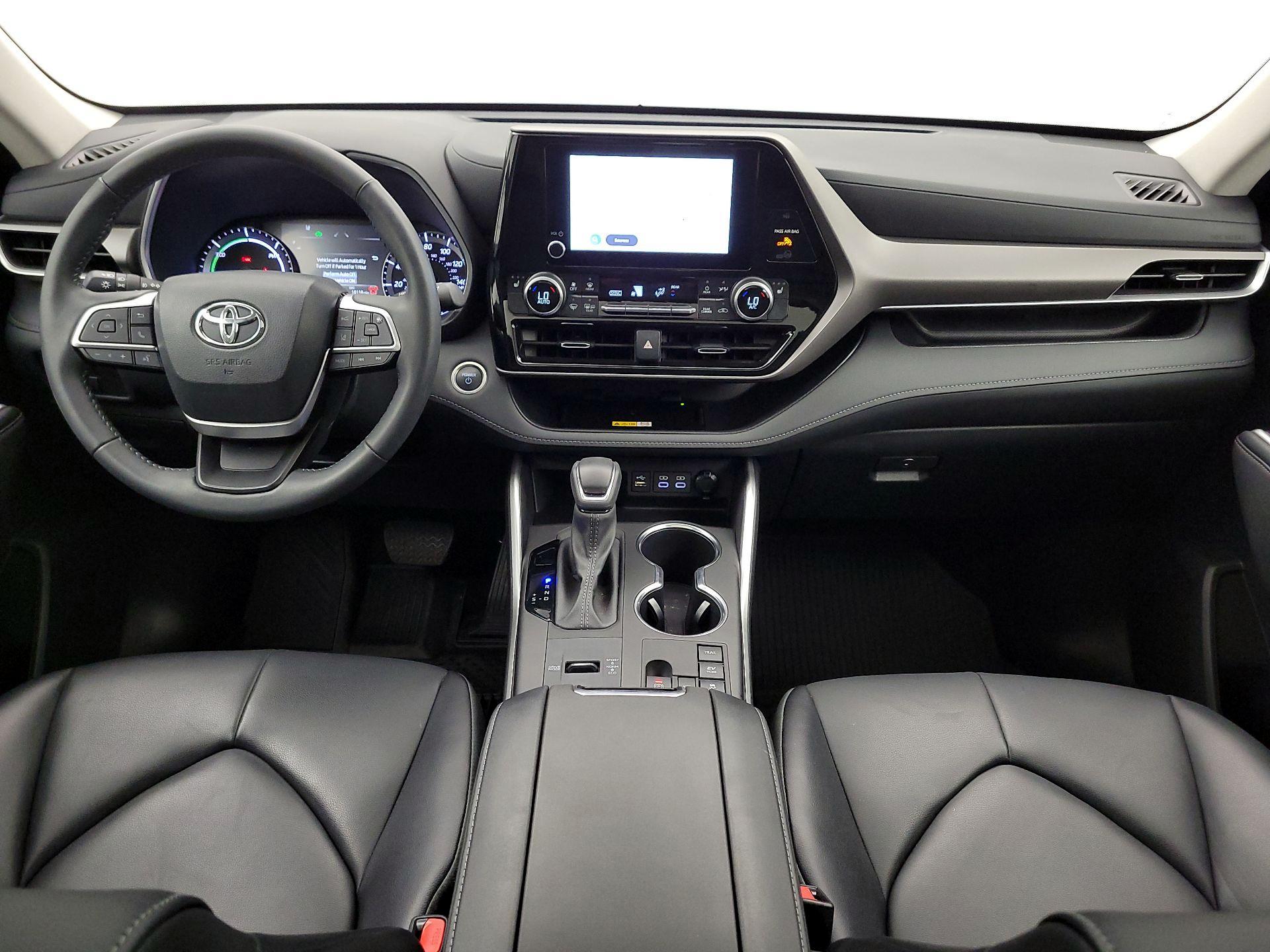 Thumbnail: 2024 Toyota Highlander - 9