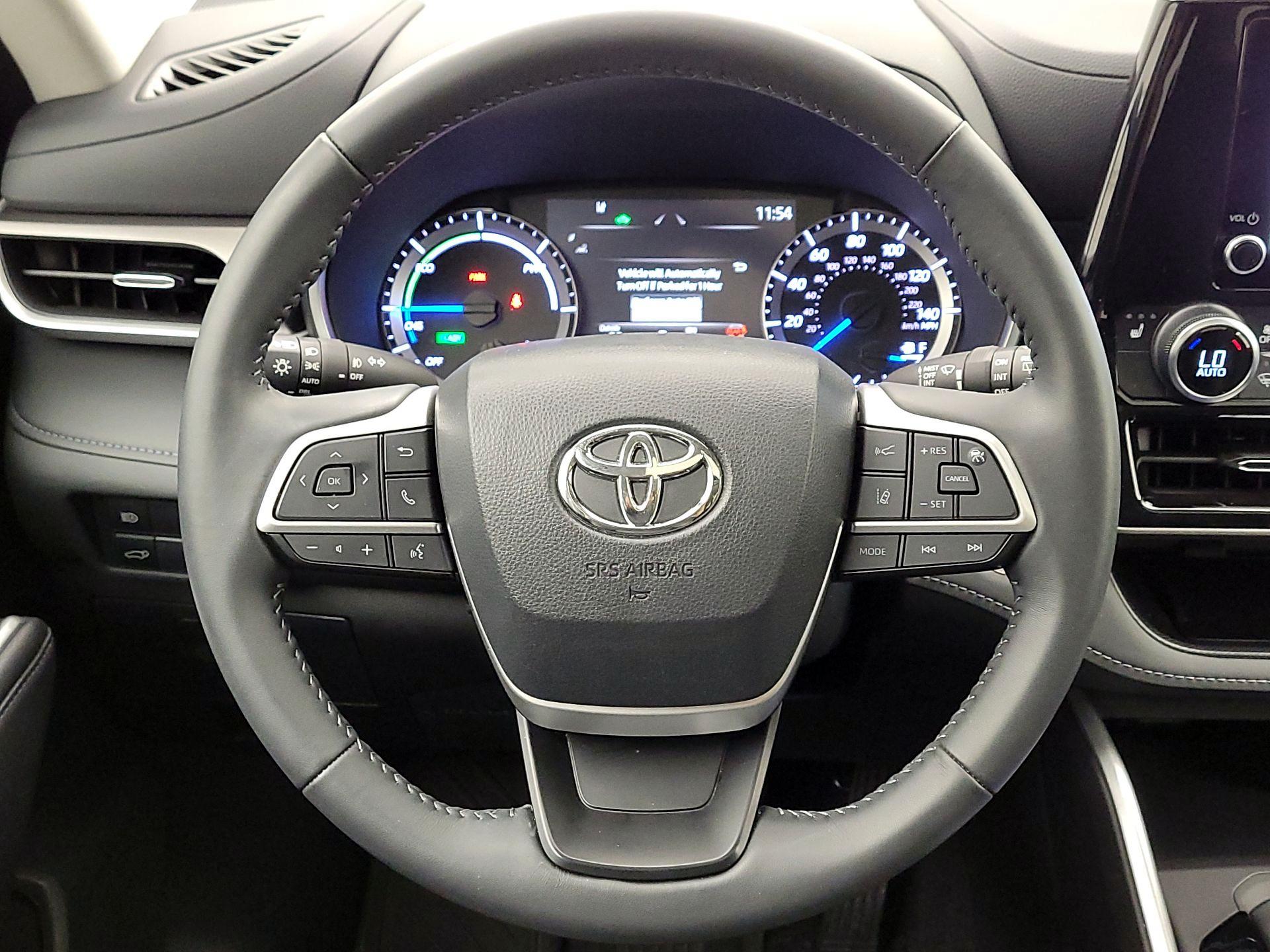Thumbnail: 2024 Toyota Highlander - 10