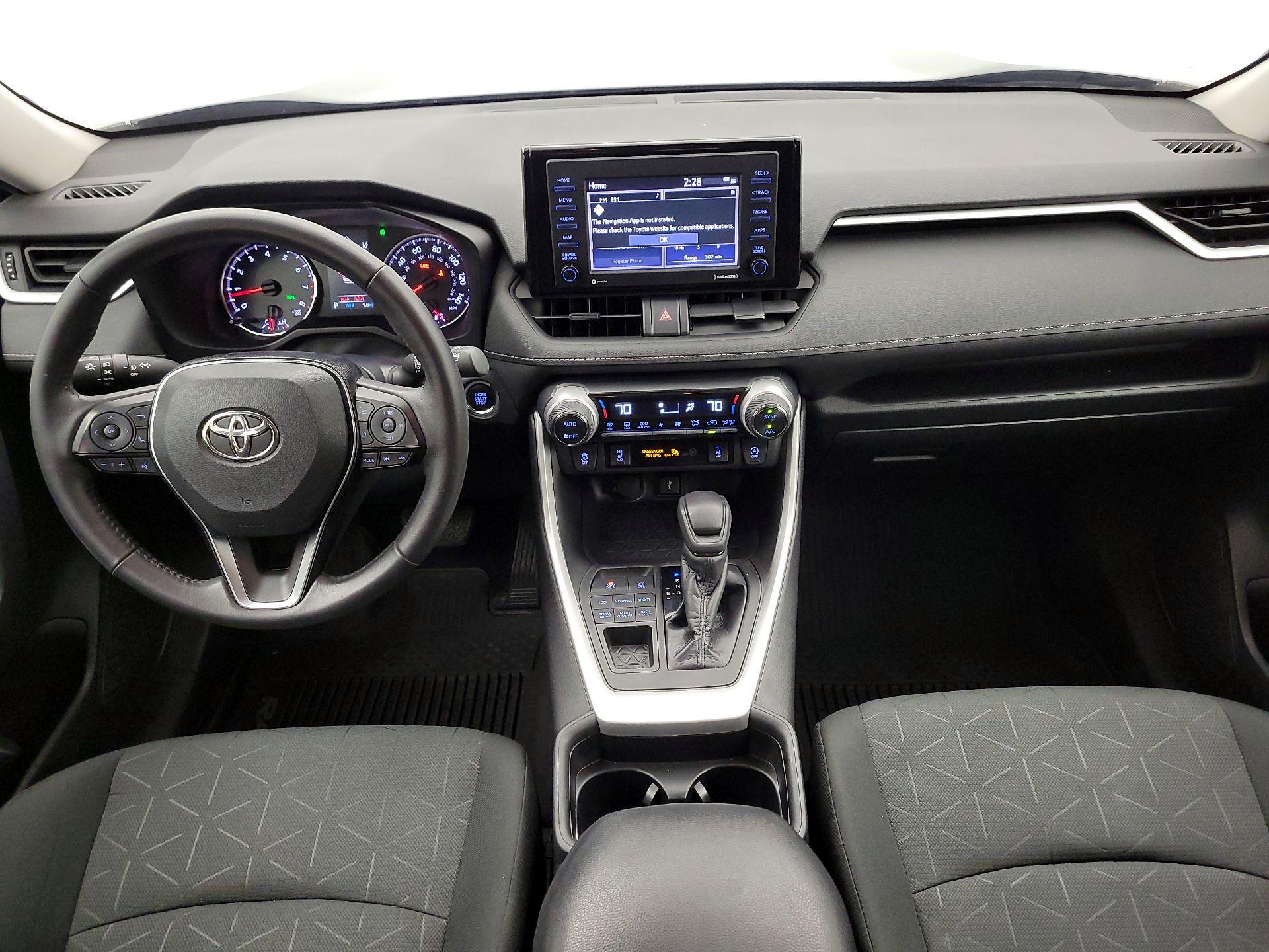 Thumbnail: 2020 Toyota RAV4 - 9