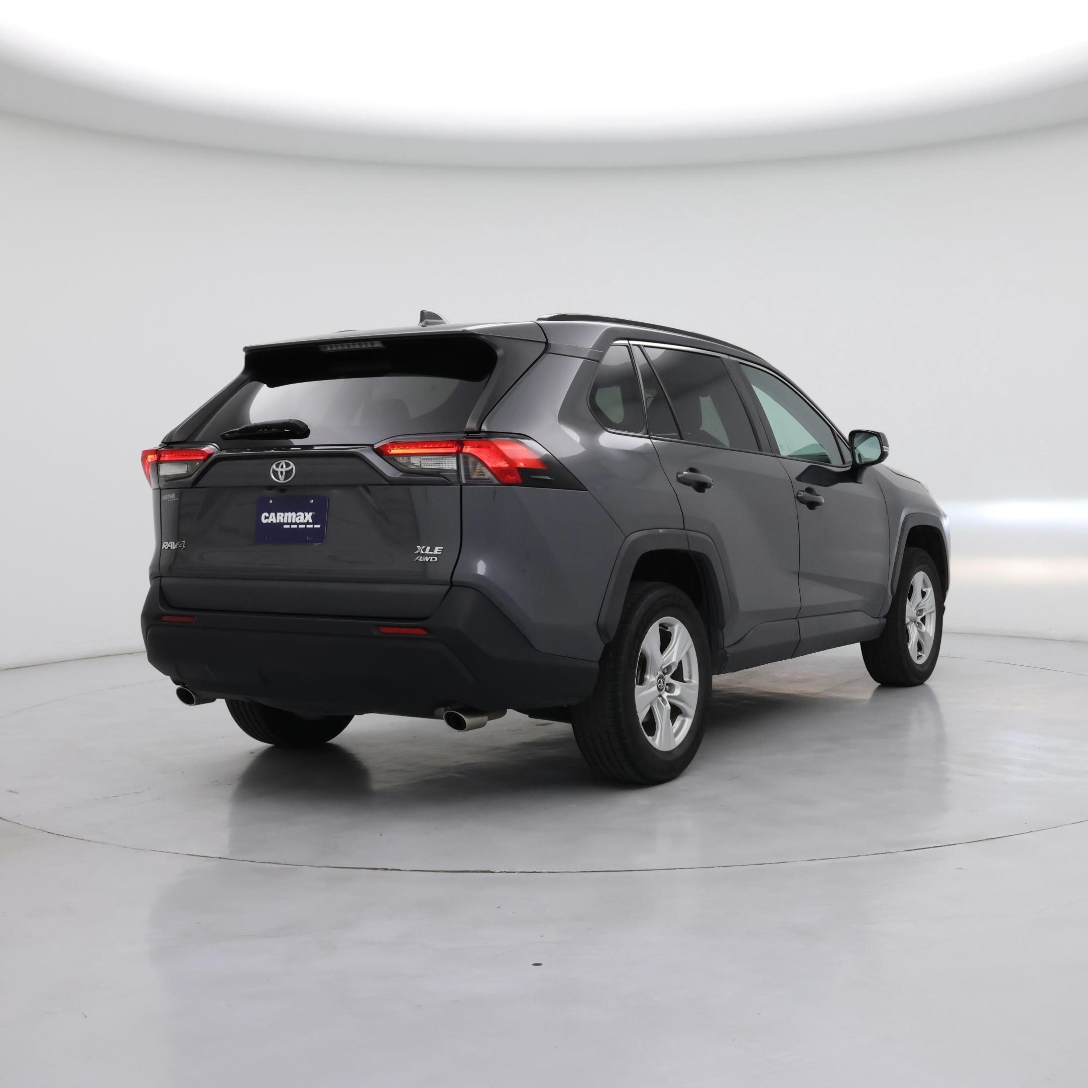 Thumbnail: 2020 Toyota RAV4 - 8