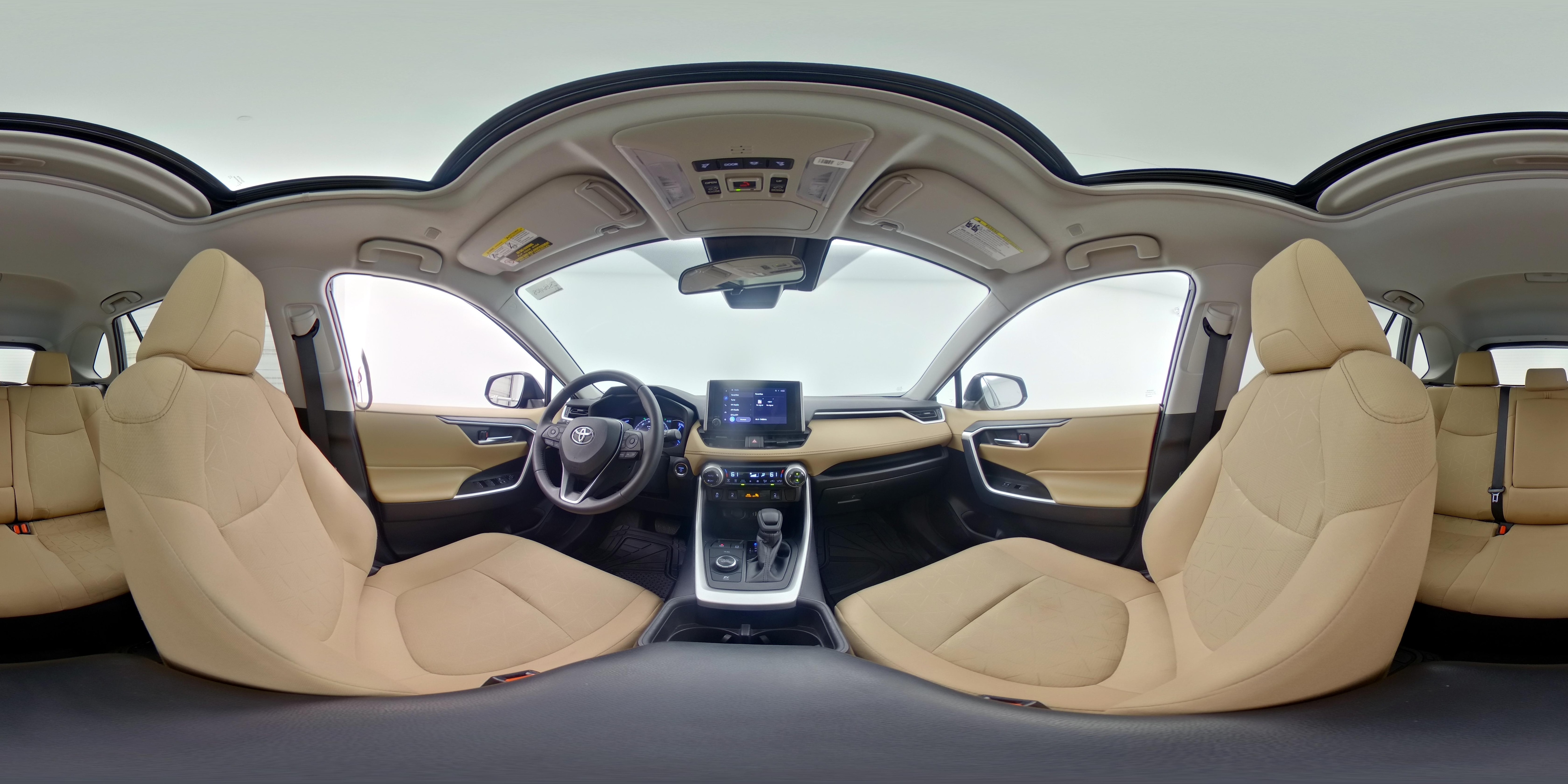 2025 Toyota RAV4 XLE - Photo 26