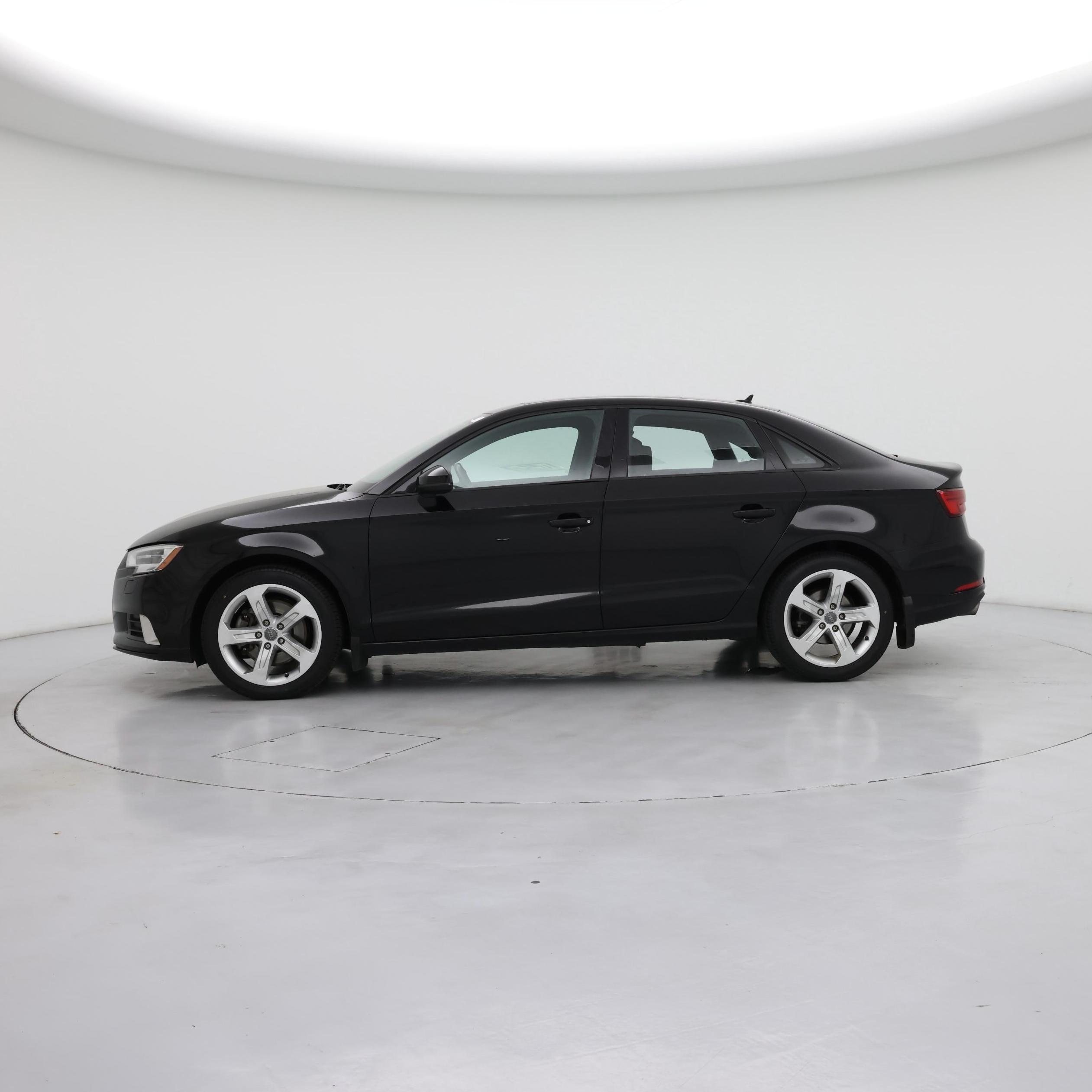 Thumbnail: 2017 Audi A3 - 3