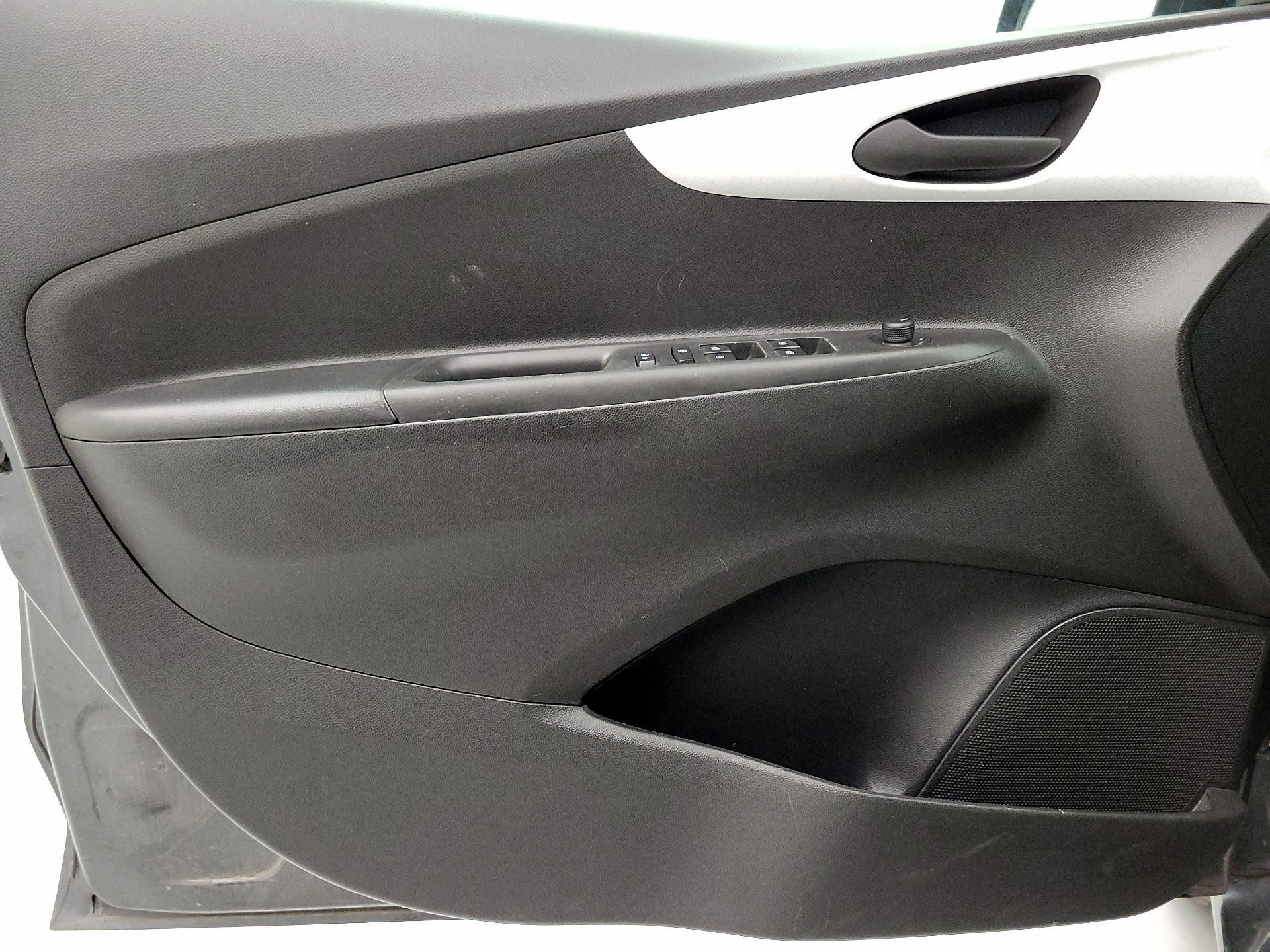 Thumbnail: 2017 Chevrolet Spark - 12