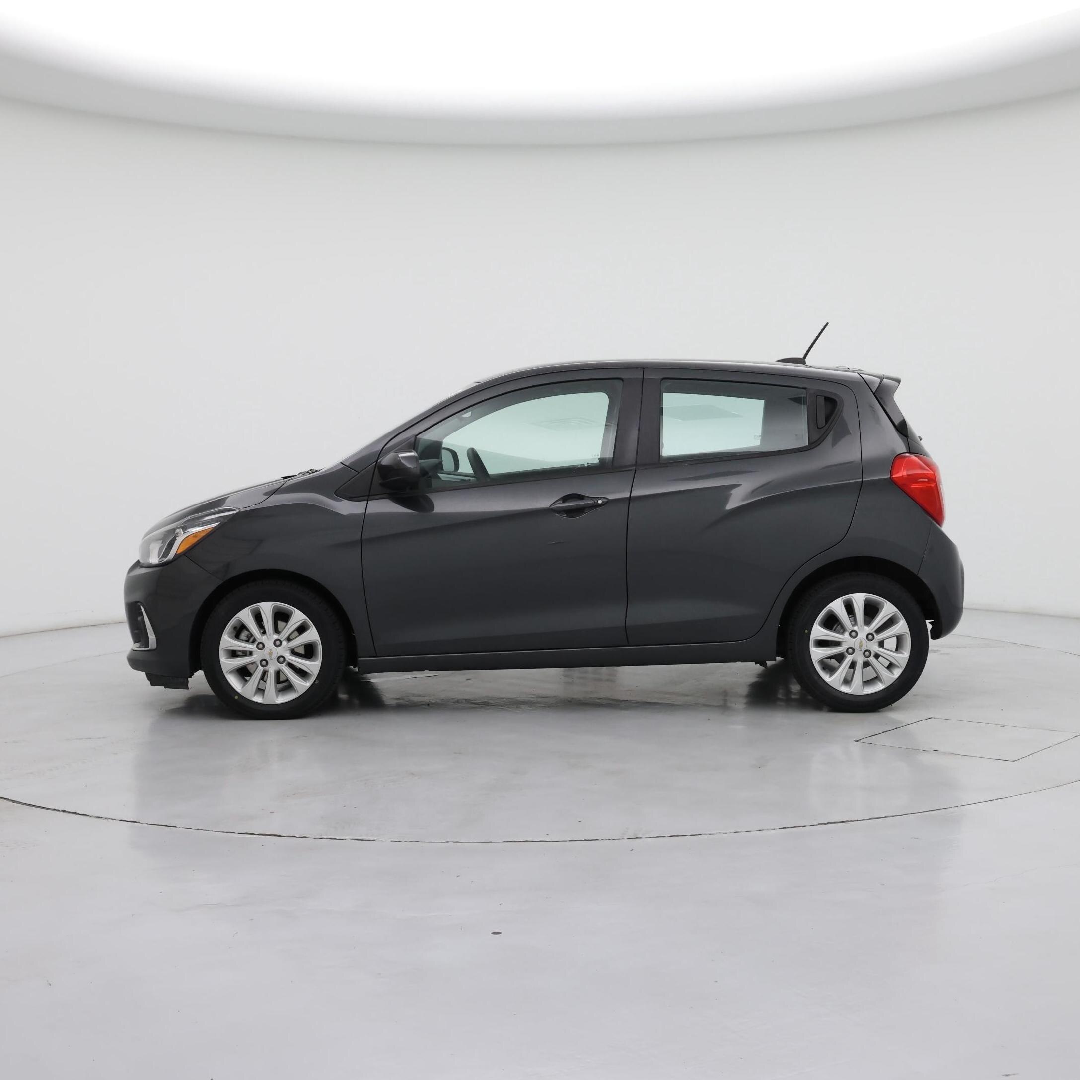 Thumbnail: 2017 Chevrolet Spark - 3