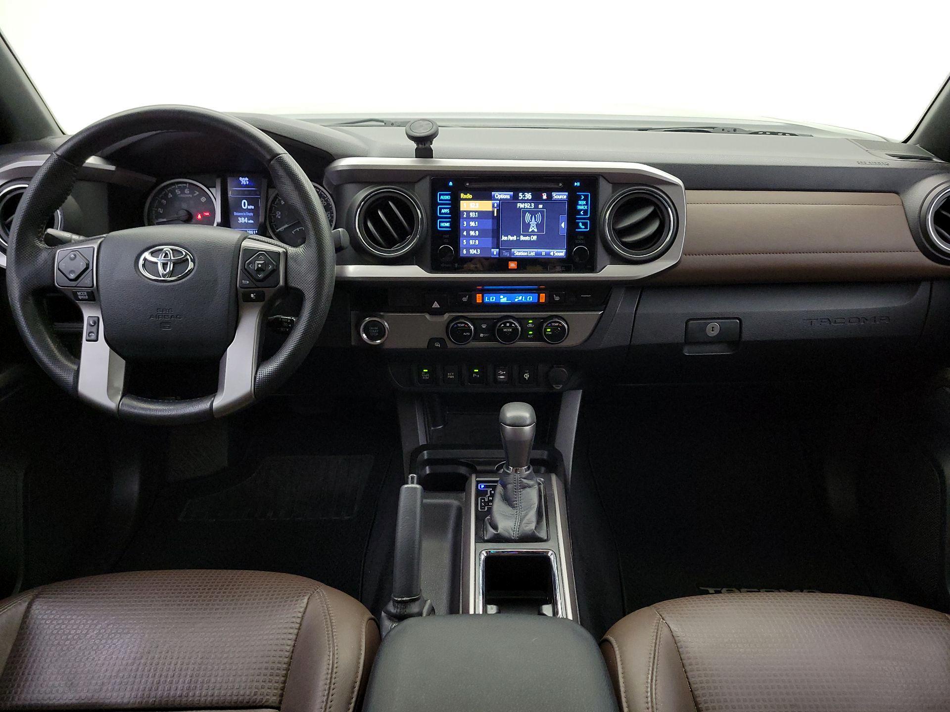 Thumbnail: 2016 Toyota Tacoma - 9