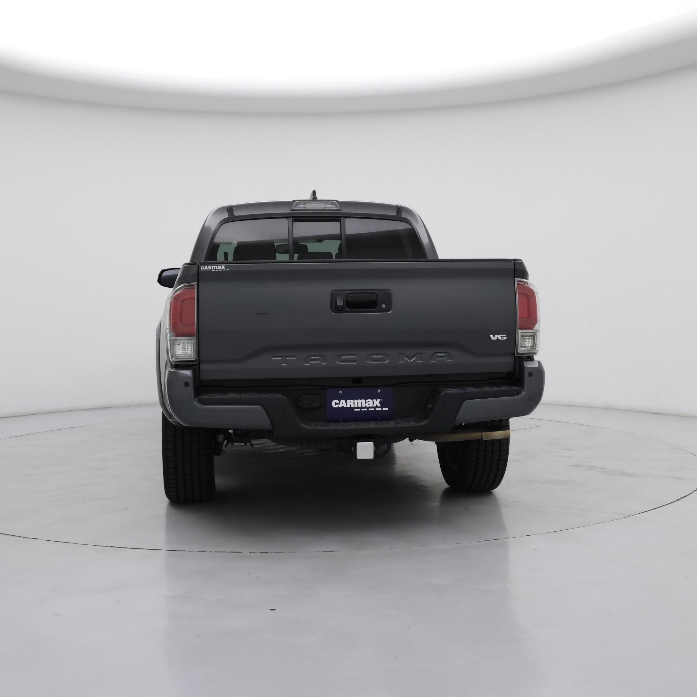 Thumbnail: 2016 Toyota Tacoma - 6