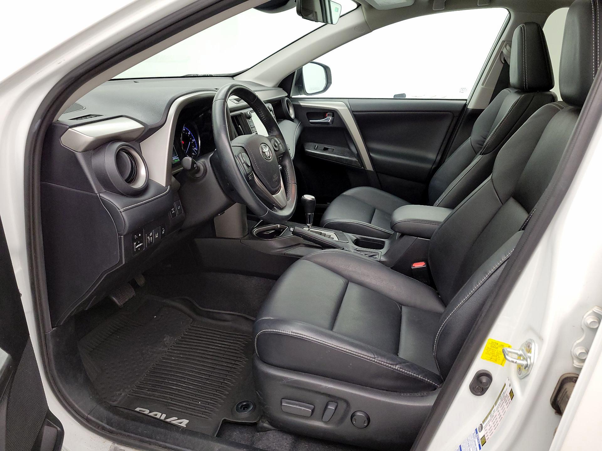 Thumbnail: 2017 Toyota RAV4 - 11