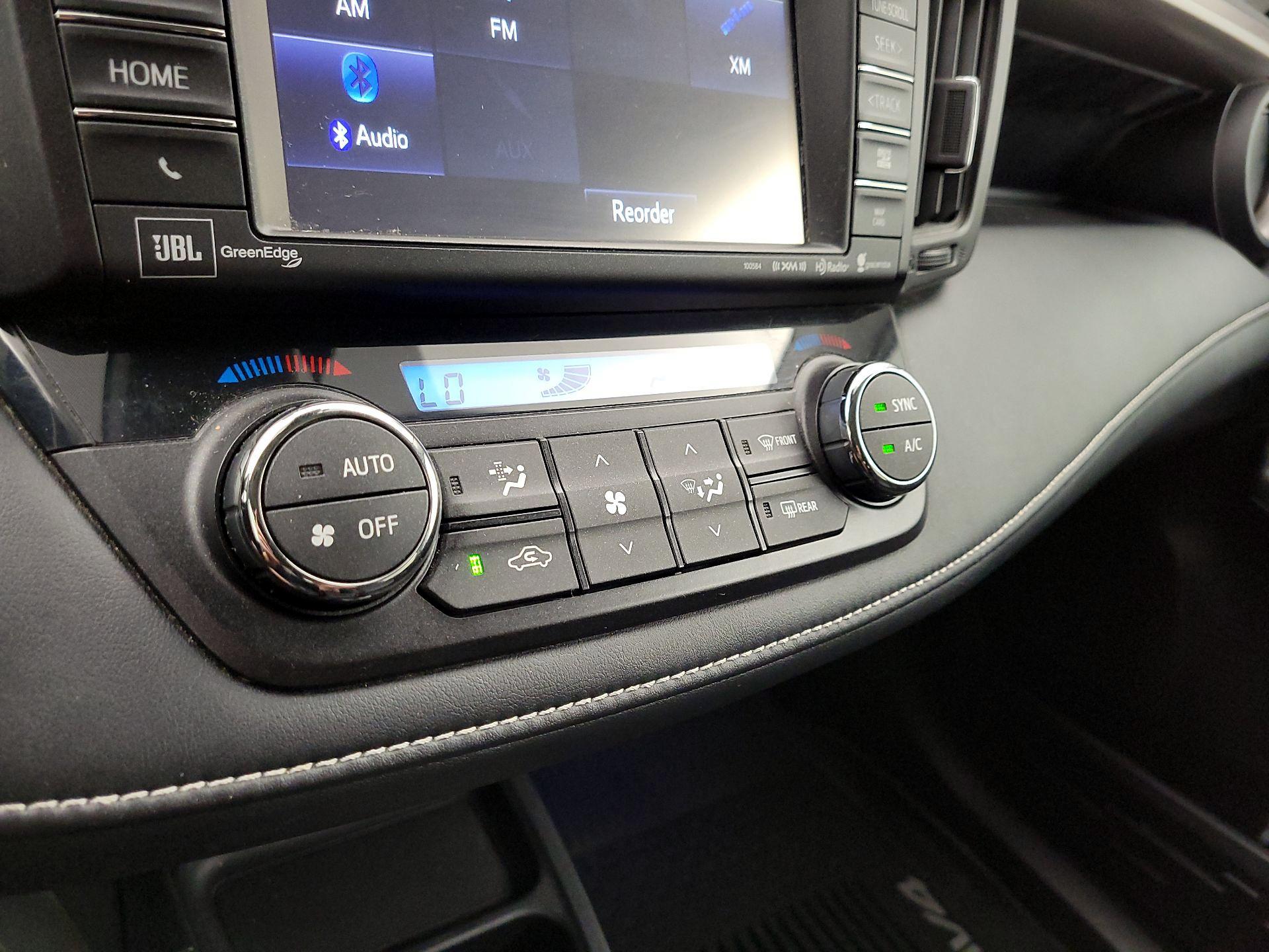 Thumbnail: 2017 Toyota RAV4 - 17