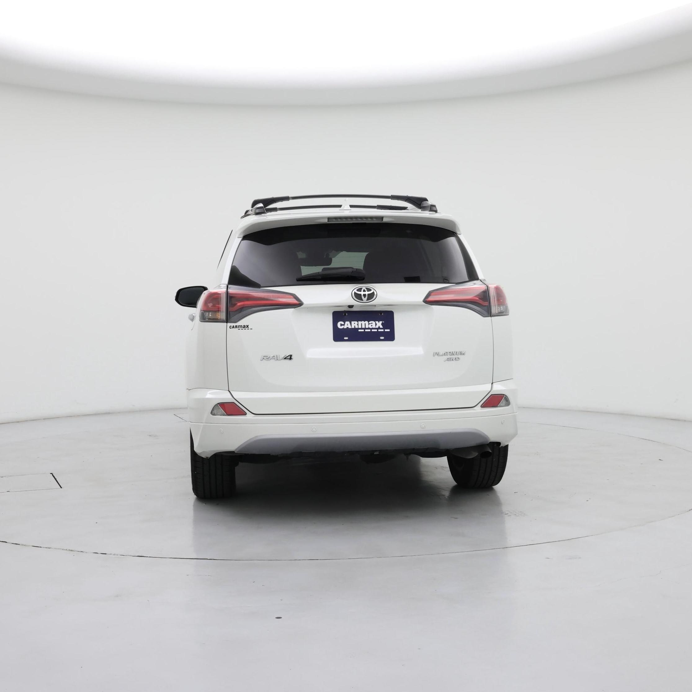 Thumbnail: 2017 Toyota RAV4 - 6