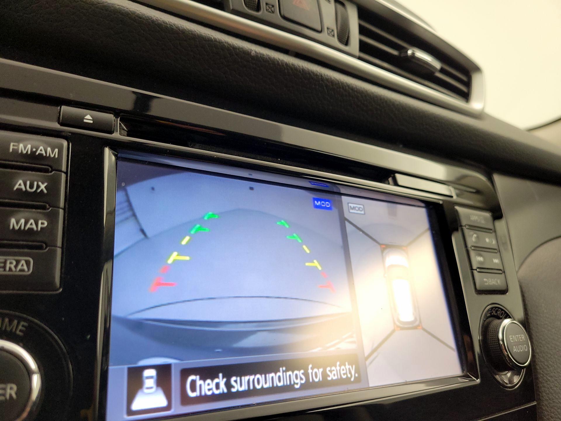 Thumbnail: 2015 Nissan Rogue - 15