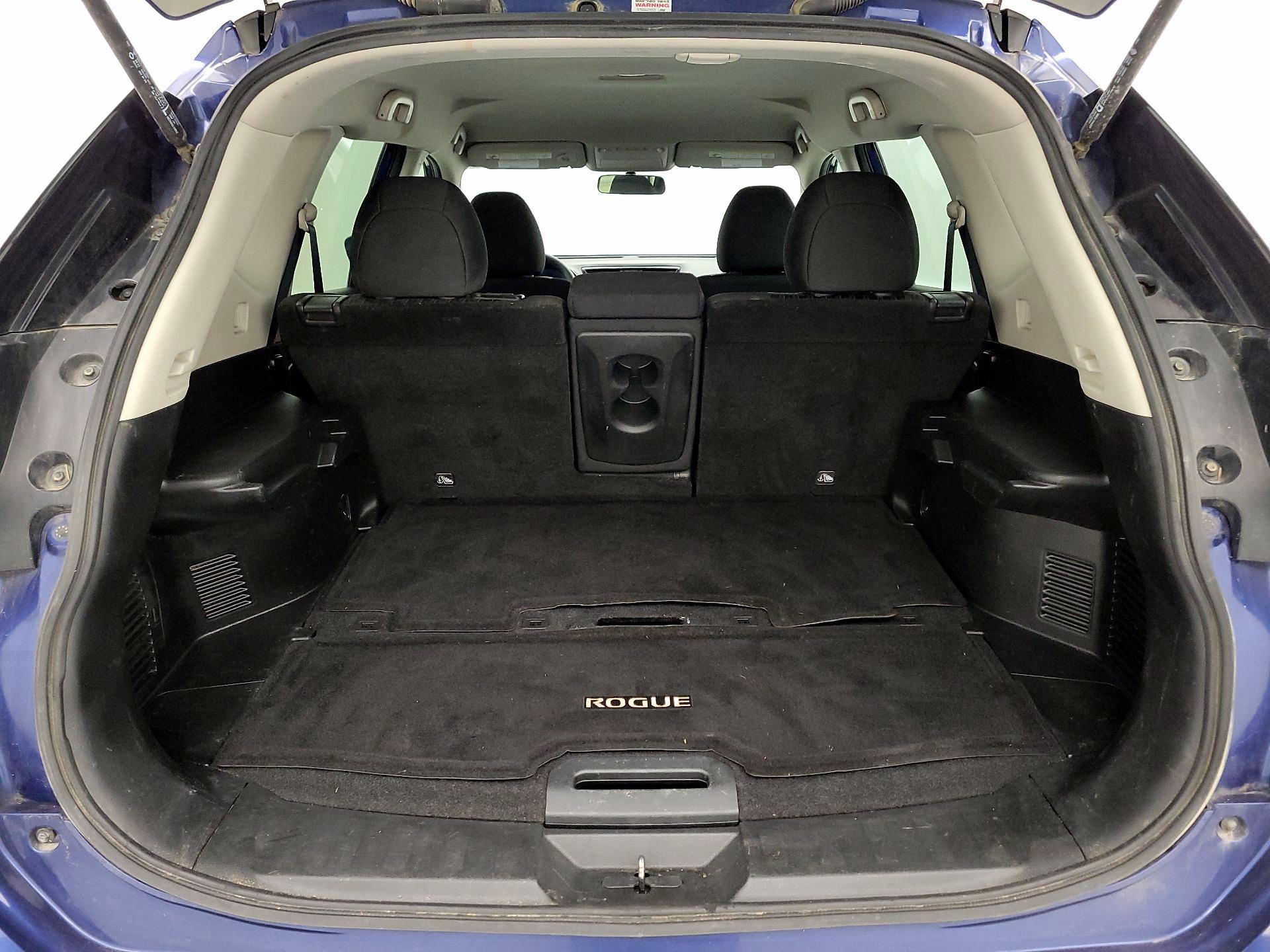 Thumbnail: 2018 Nissan Rogue - 20