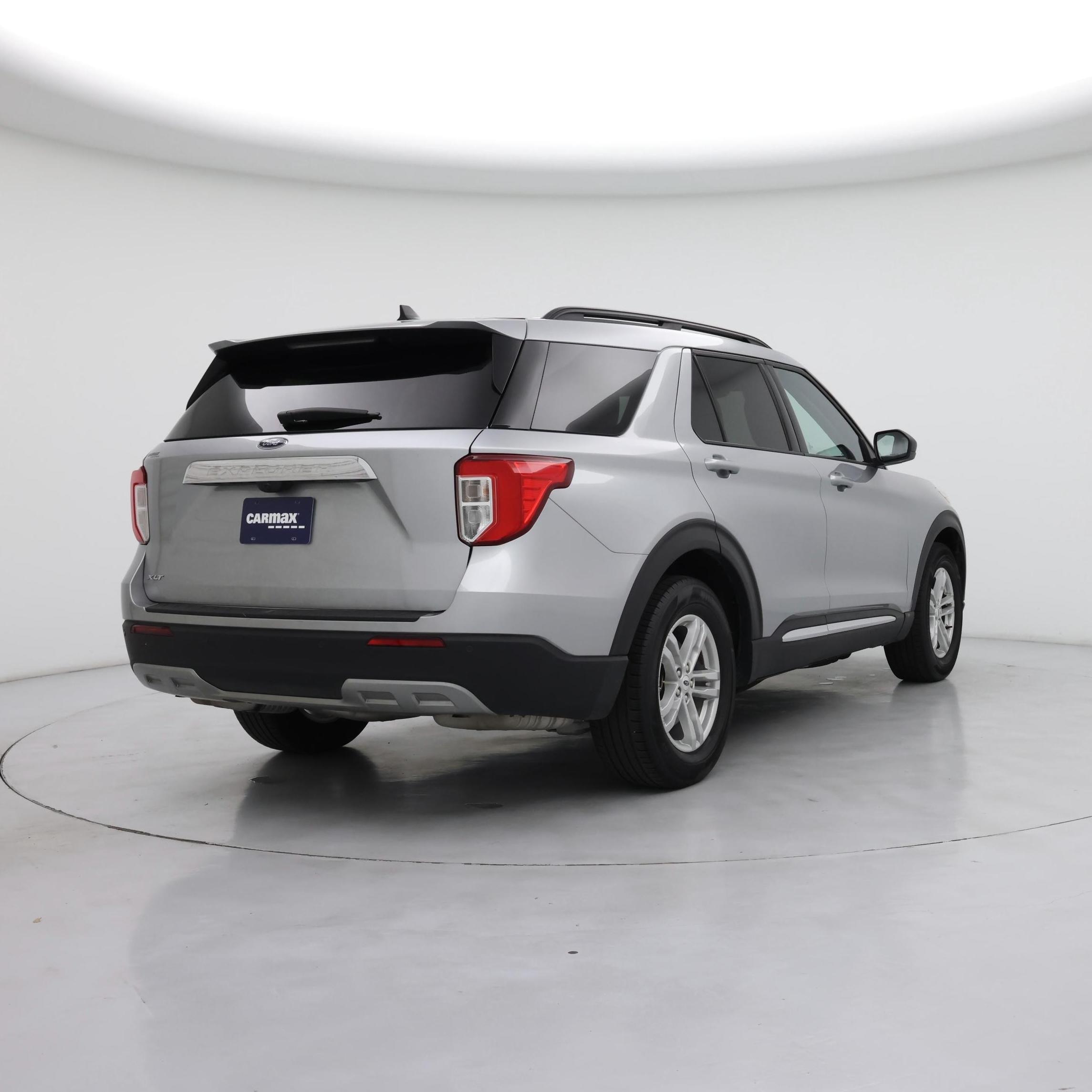 Thumbnail: 2023 Ford Explorer - 8