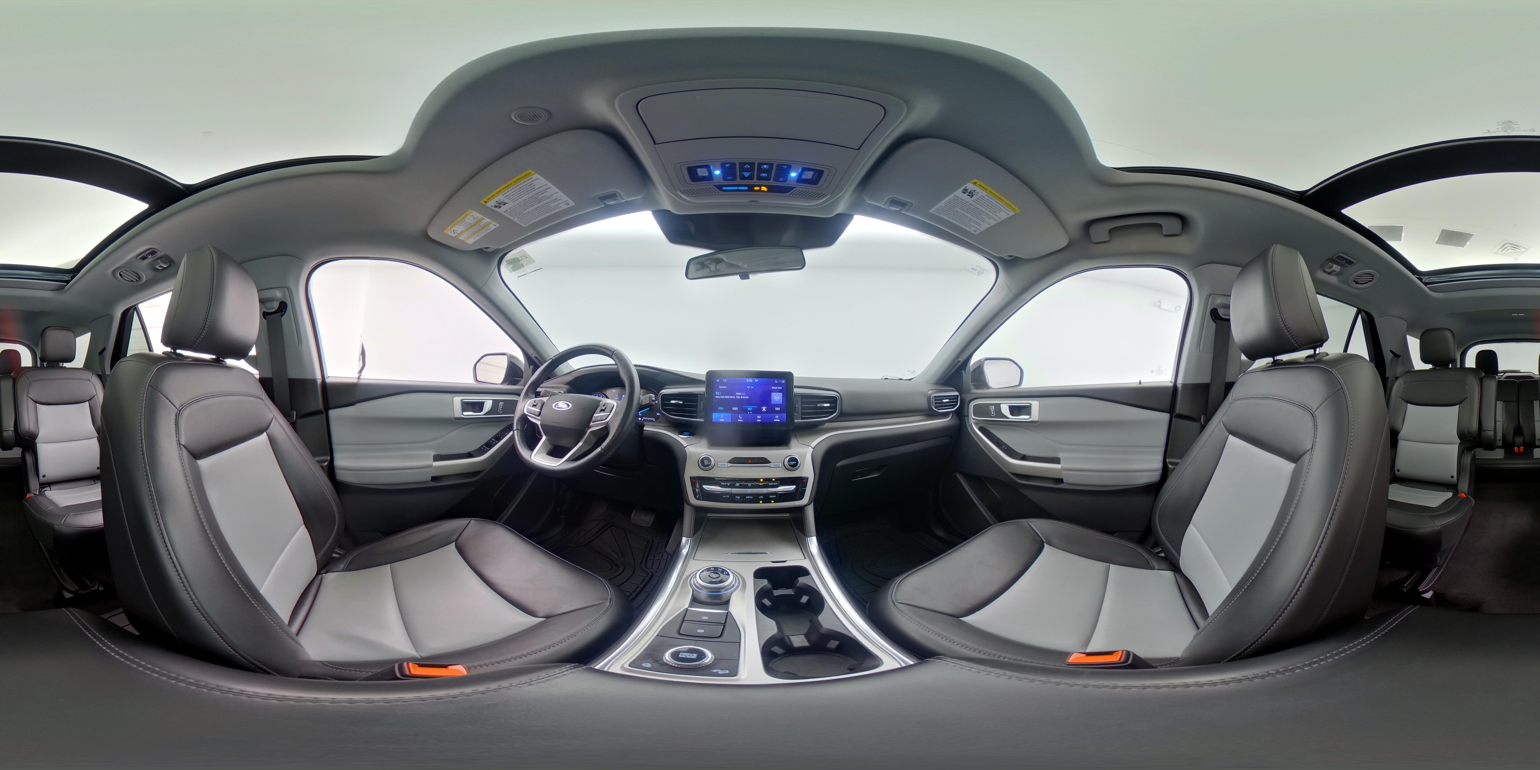 2023 Ford Explorer XLT - Photo 27