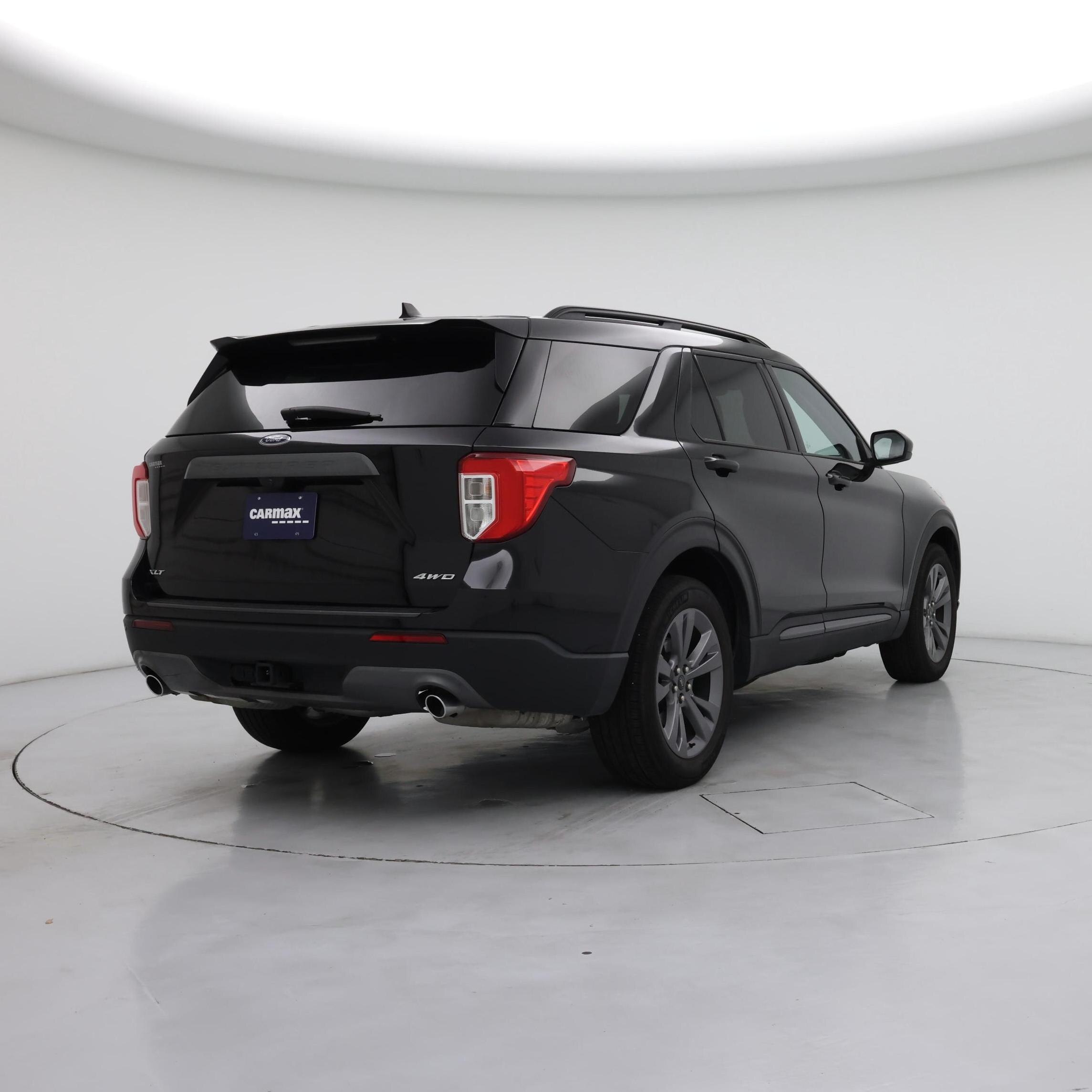 Thumbnail: 2023 Ford Explorer - 8