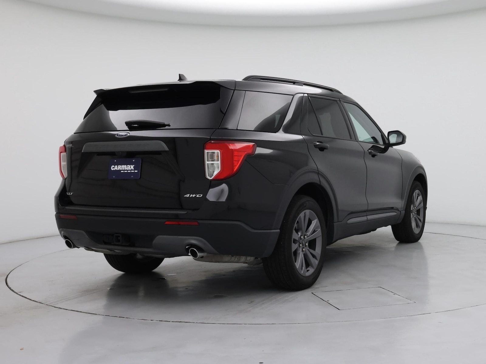 2023 Ford Explorer XLT - Photo 9