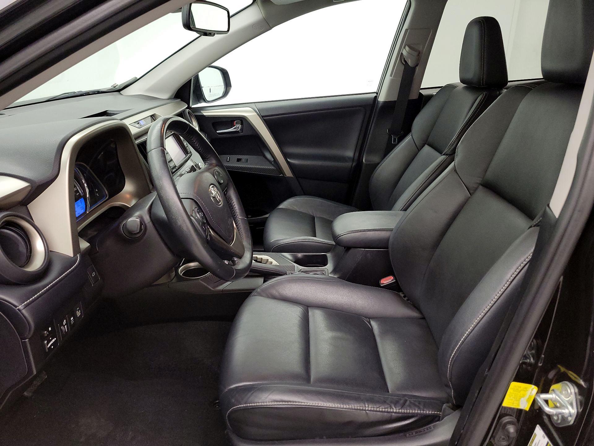 Thumbnail: 2014 Toyota RAV4 - 11