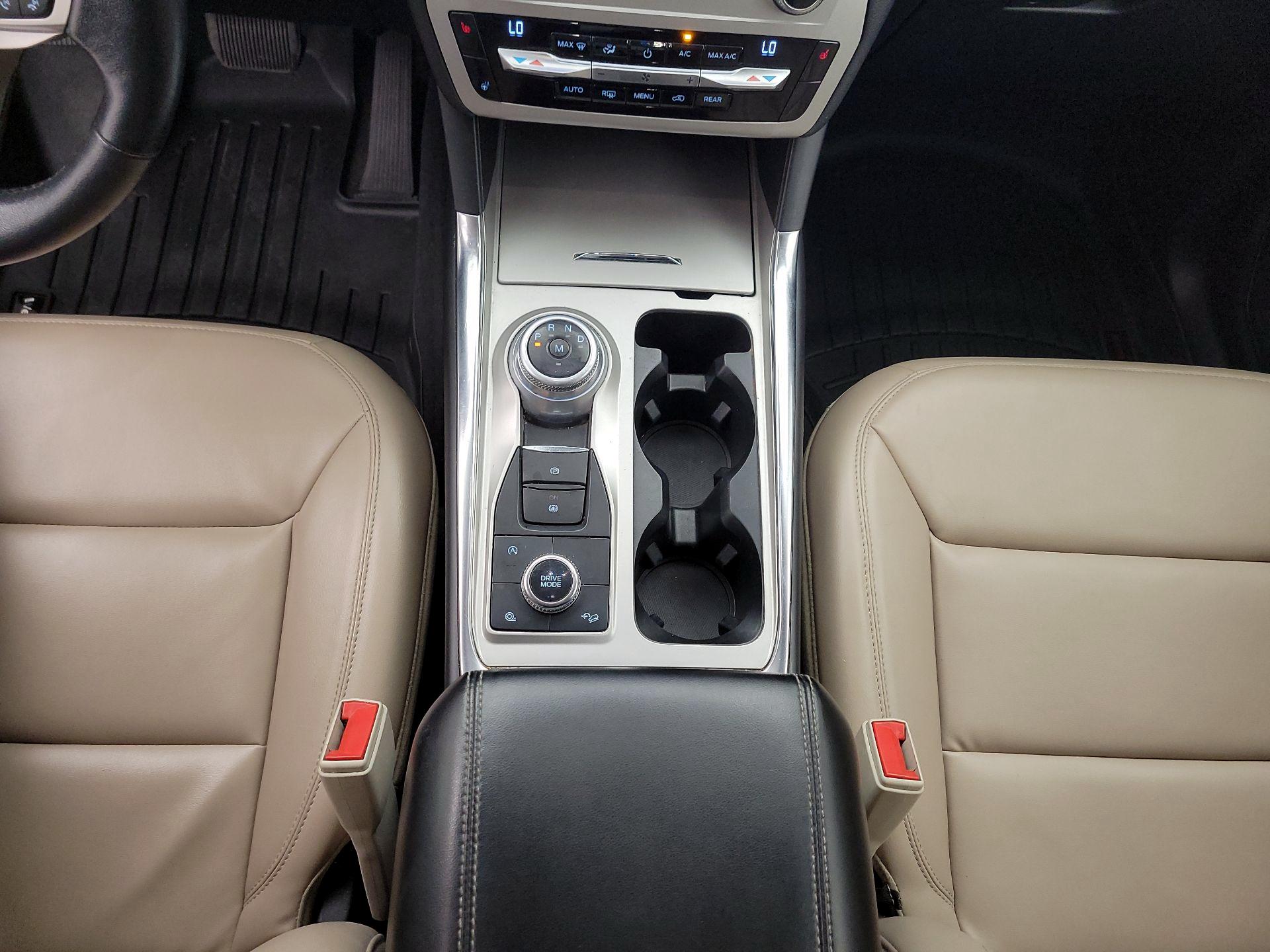 Thumbnail: 2021 Ford Explorer - 17