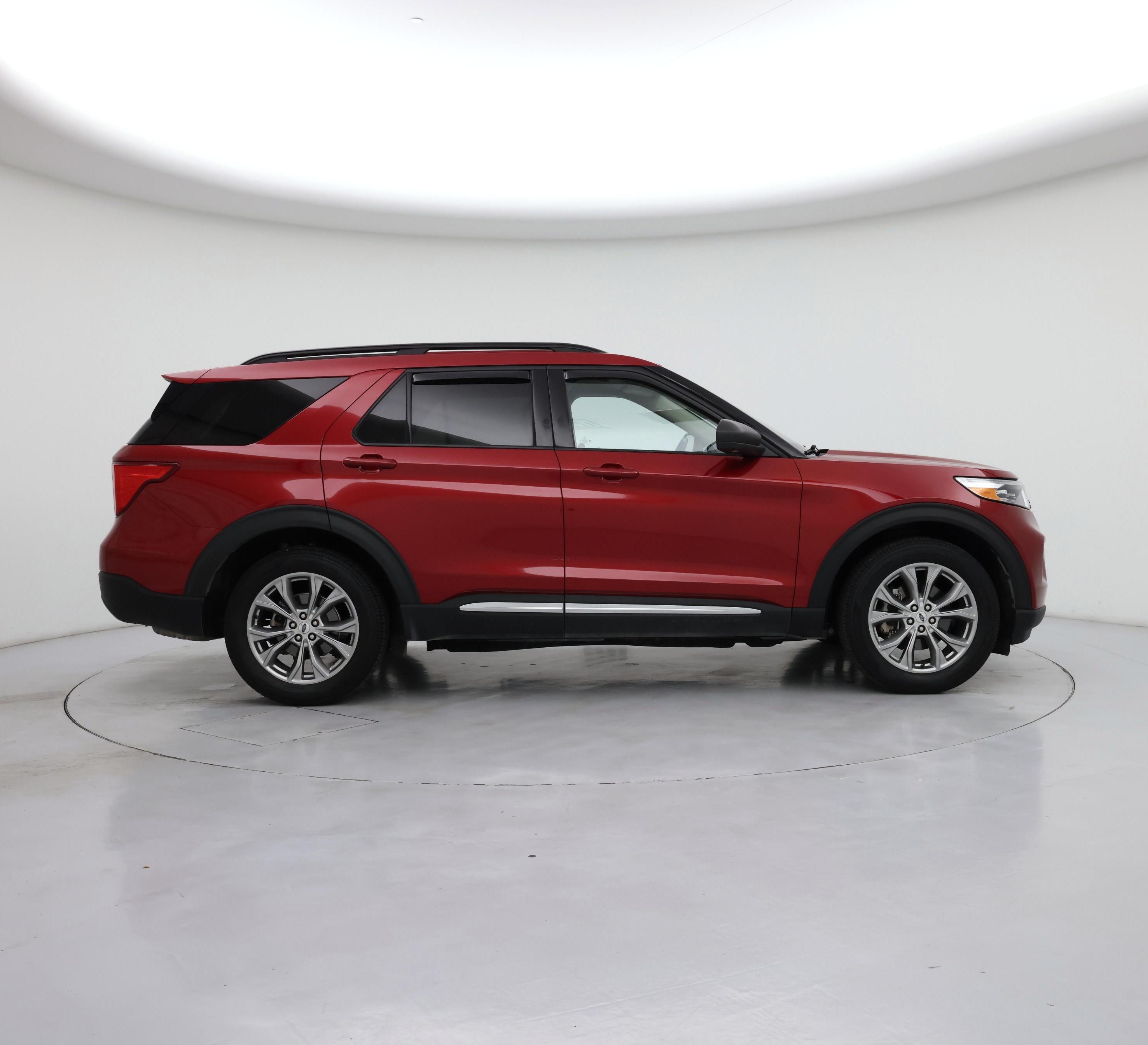 Thumbnail: 2021 Ford Explorer - 7