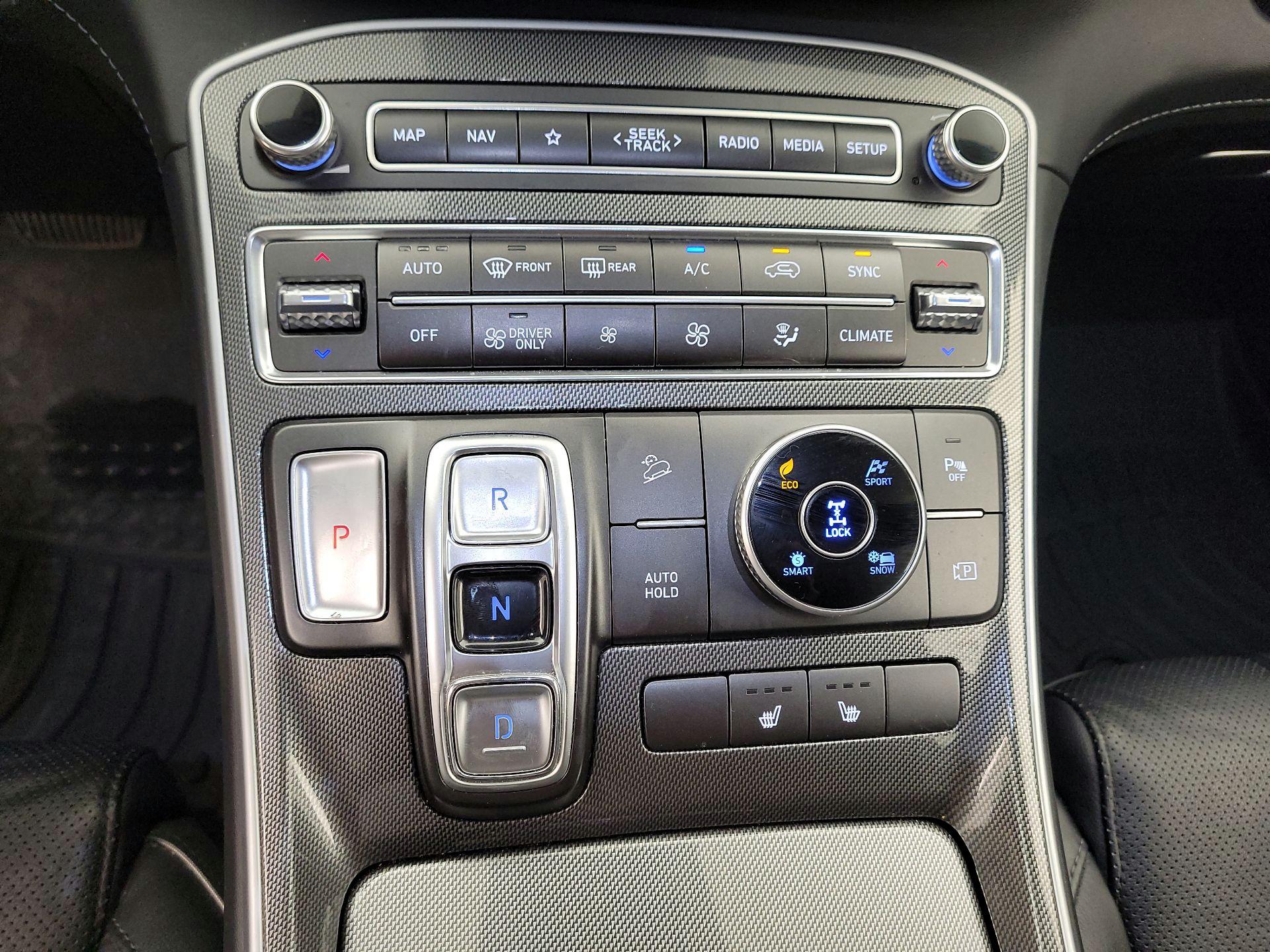 Thumbnail: 2022 Hyundai Santa Fe - 18