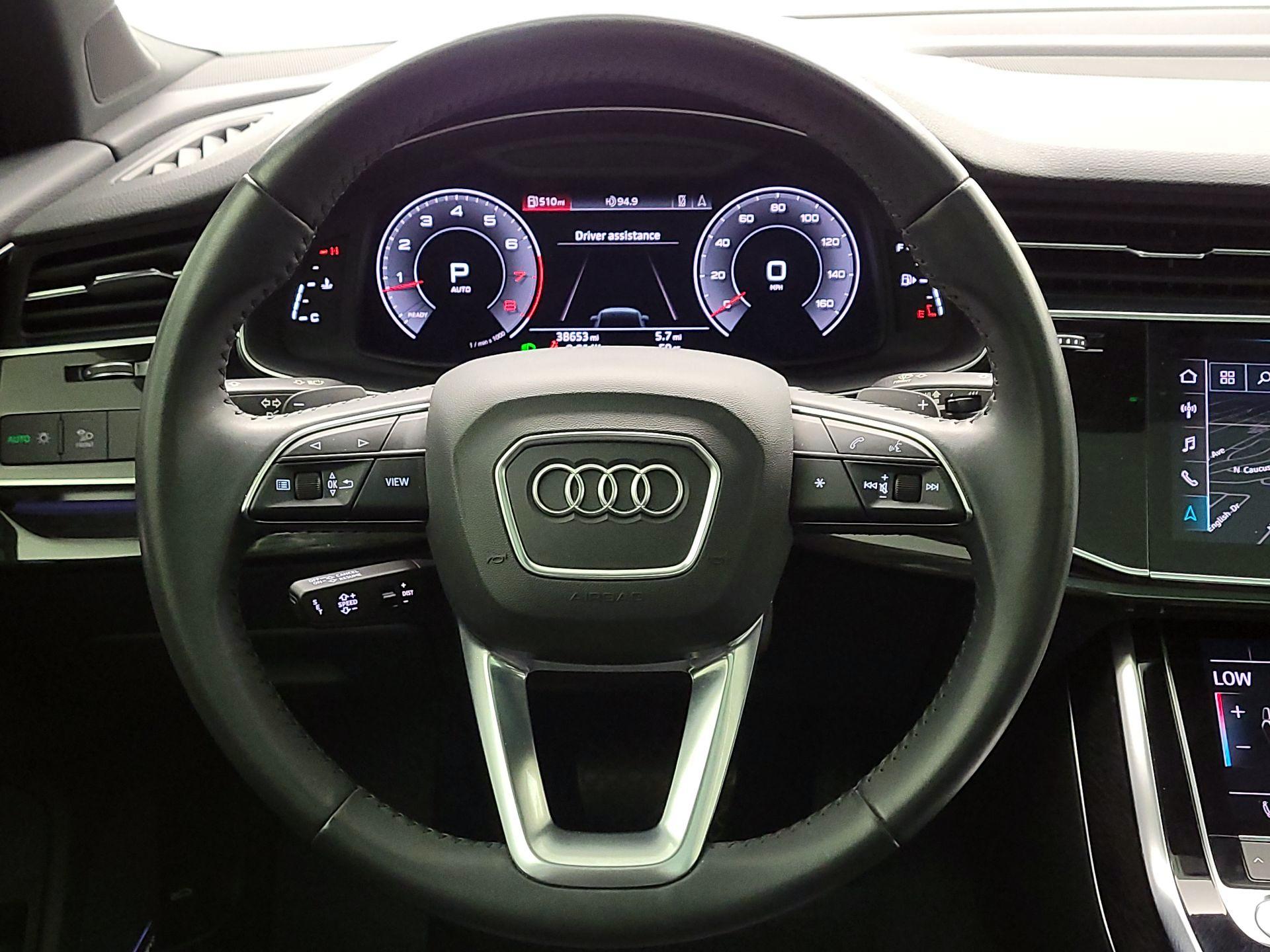 Thumbnail: 2020 Audi Q7 - 10