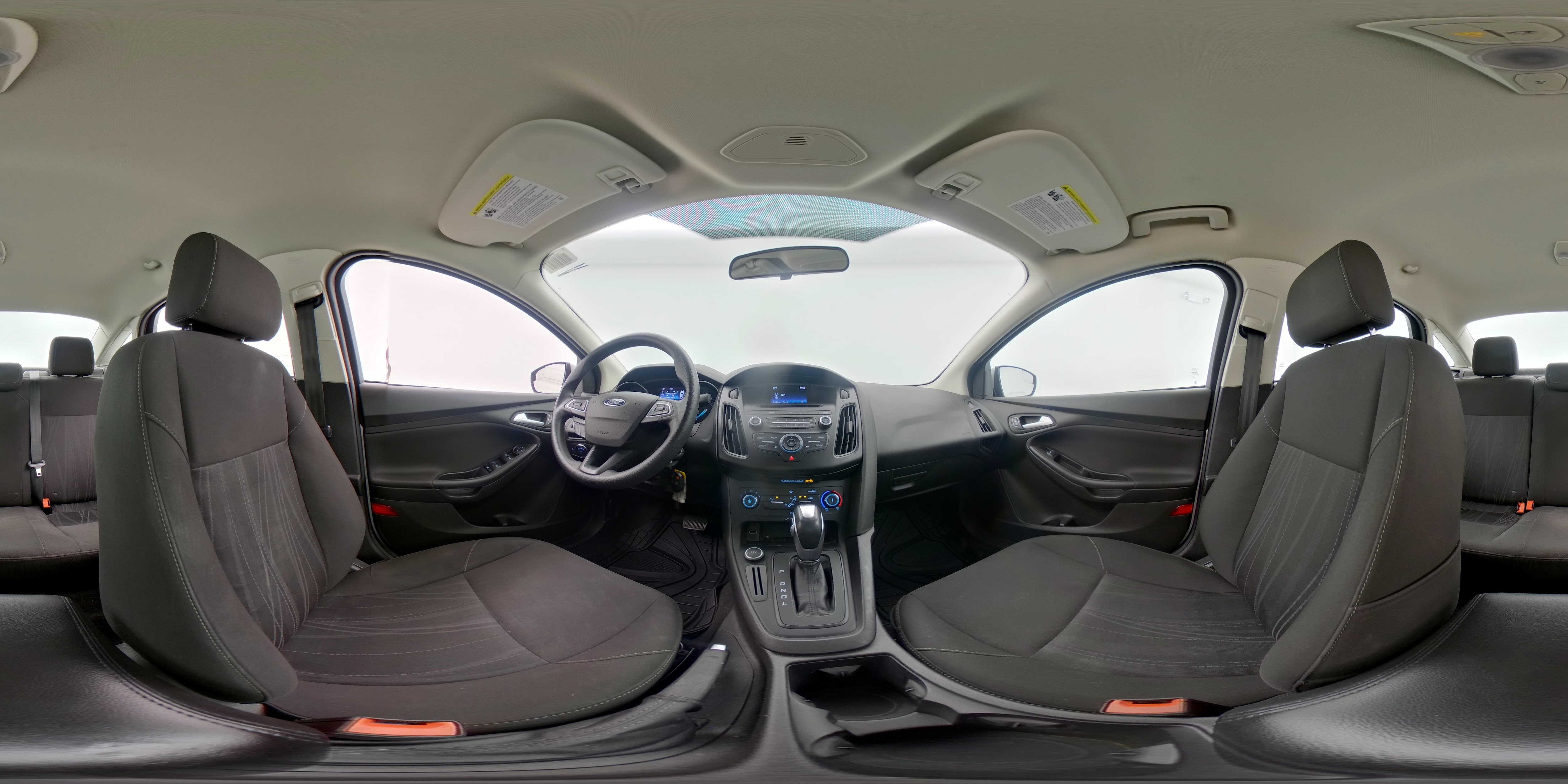 2015 Ford Focus SE - Photo 25
